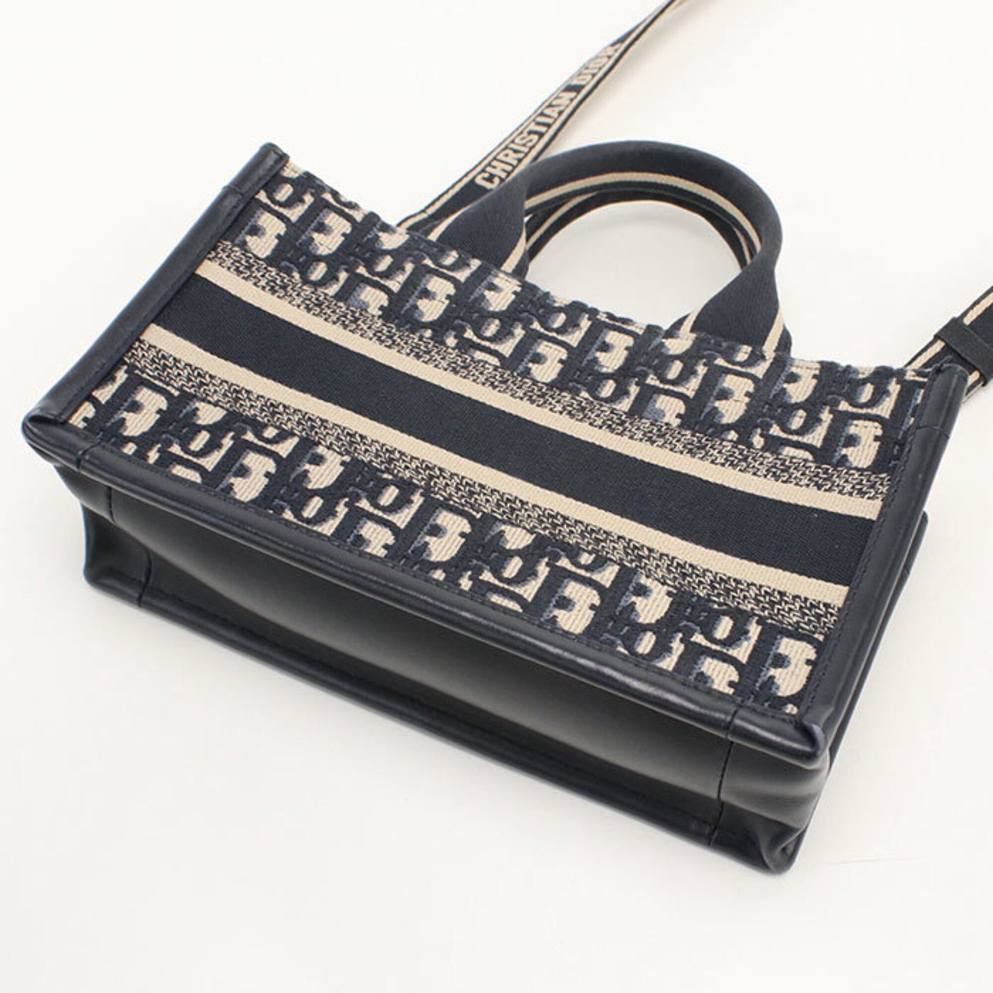 Christian Dior Navy Tote Bag (Pre-Owned)