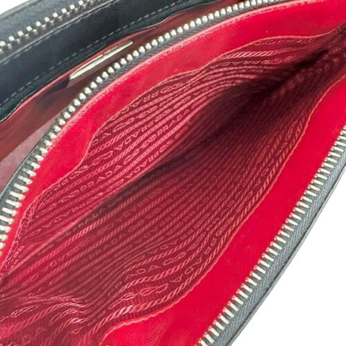 Prada Black Leather Handbag Shoulder Bag (Pre-Owned)