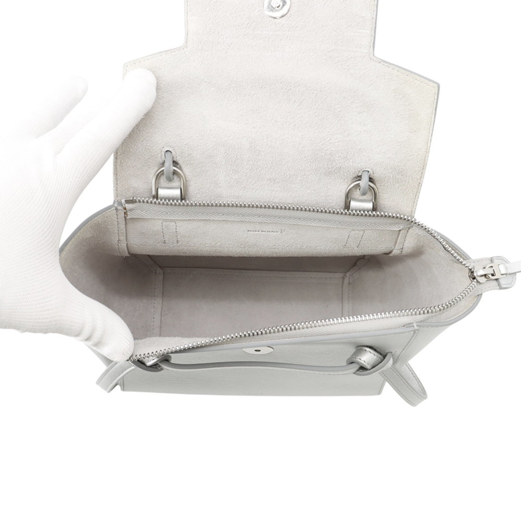 Celine Silver Leather Handbag (Pre-Owned)