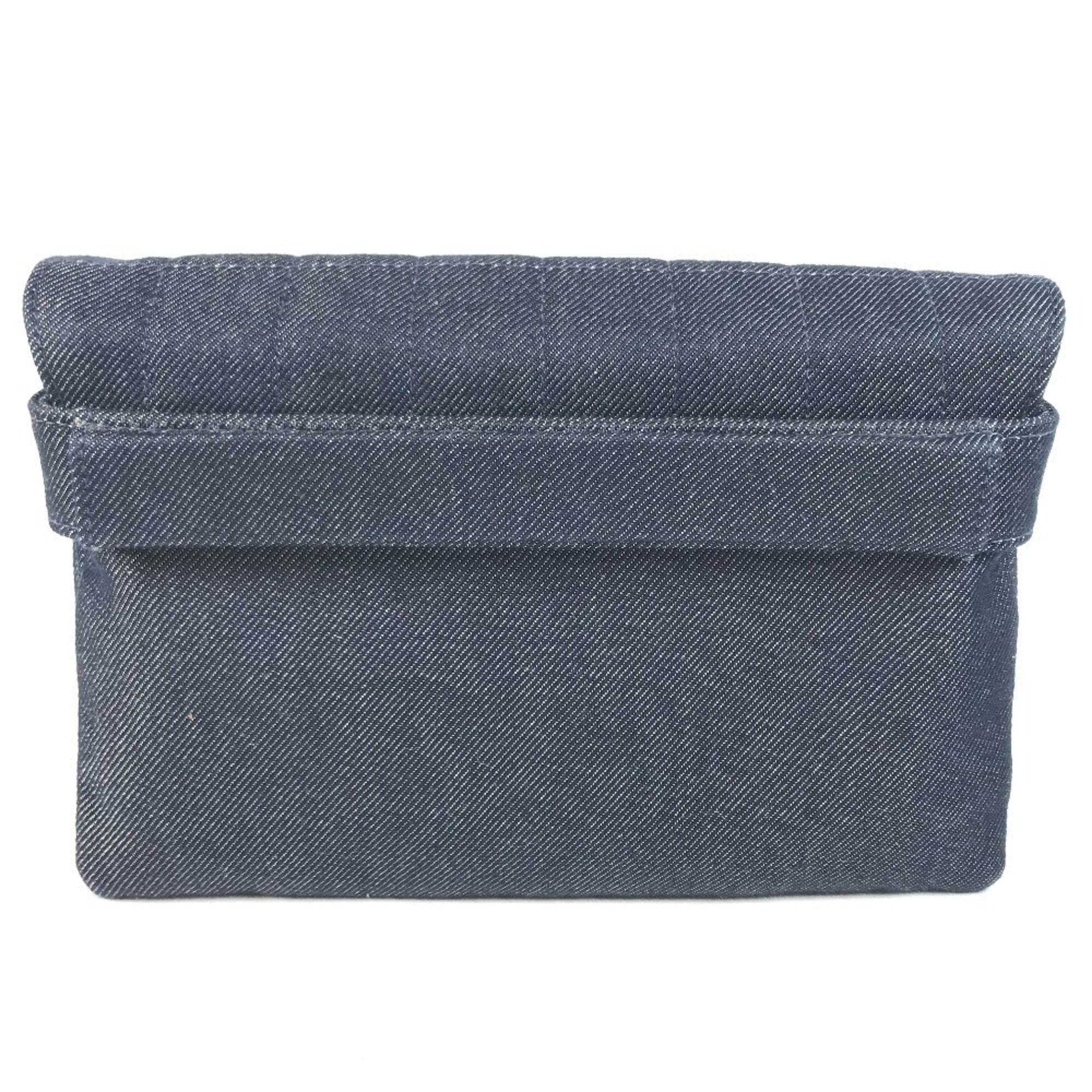 Chanel 2.55 Blue Denim Clutch Bag (Pre-Owned)