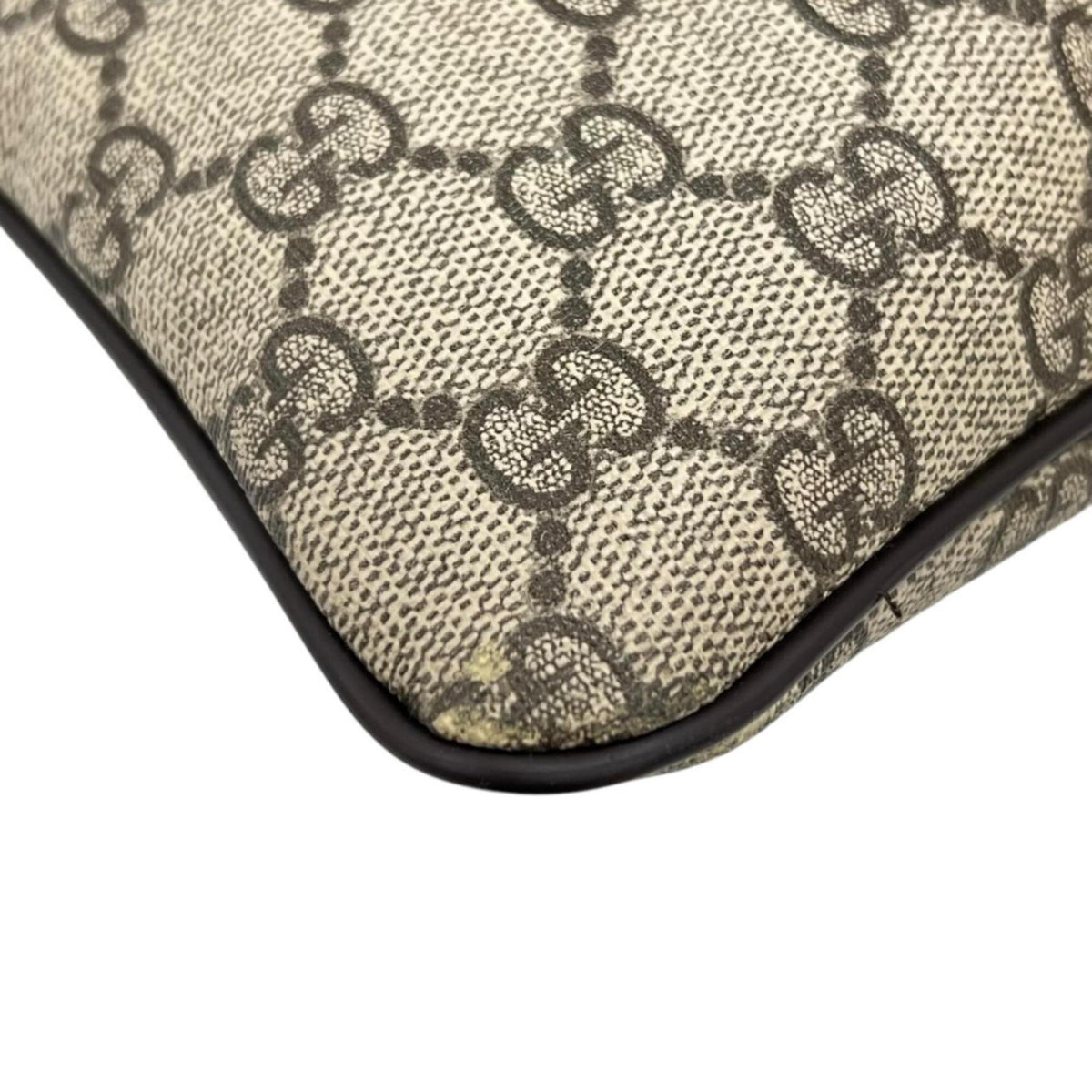 Gucci Brown Gg Supreme Canvas Crossbody Bag Messenger Bag (Pre-Owned)