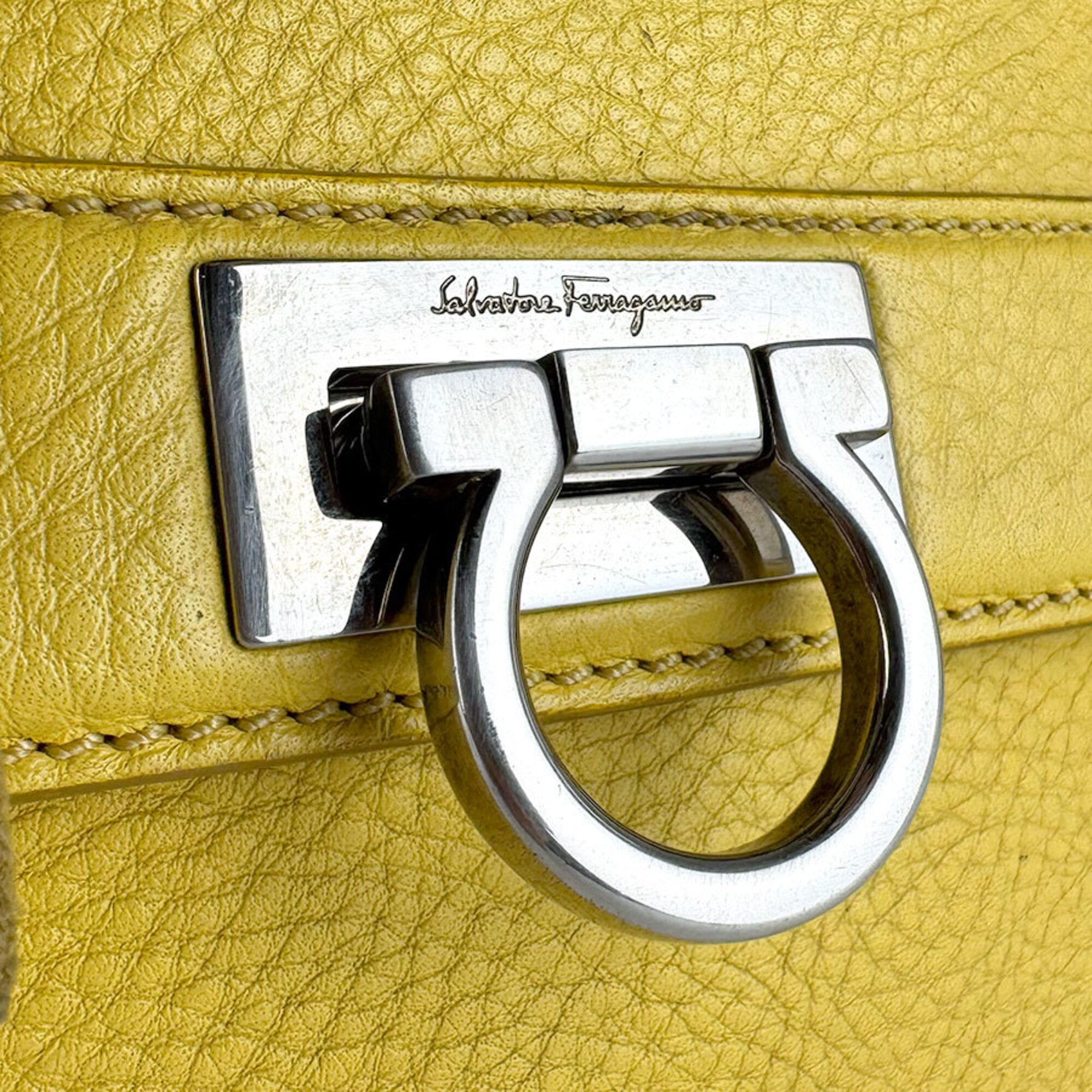 Salvatore Ferragamo Yellow Leather Handbag Shoulder Bag (Pre-Owned)