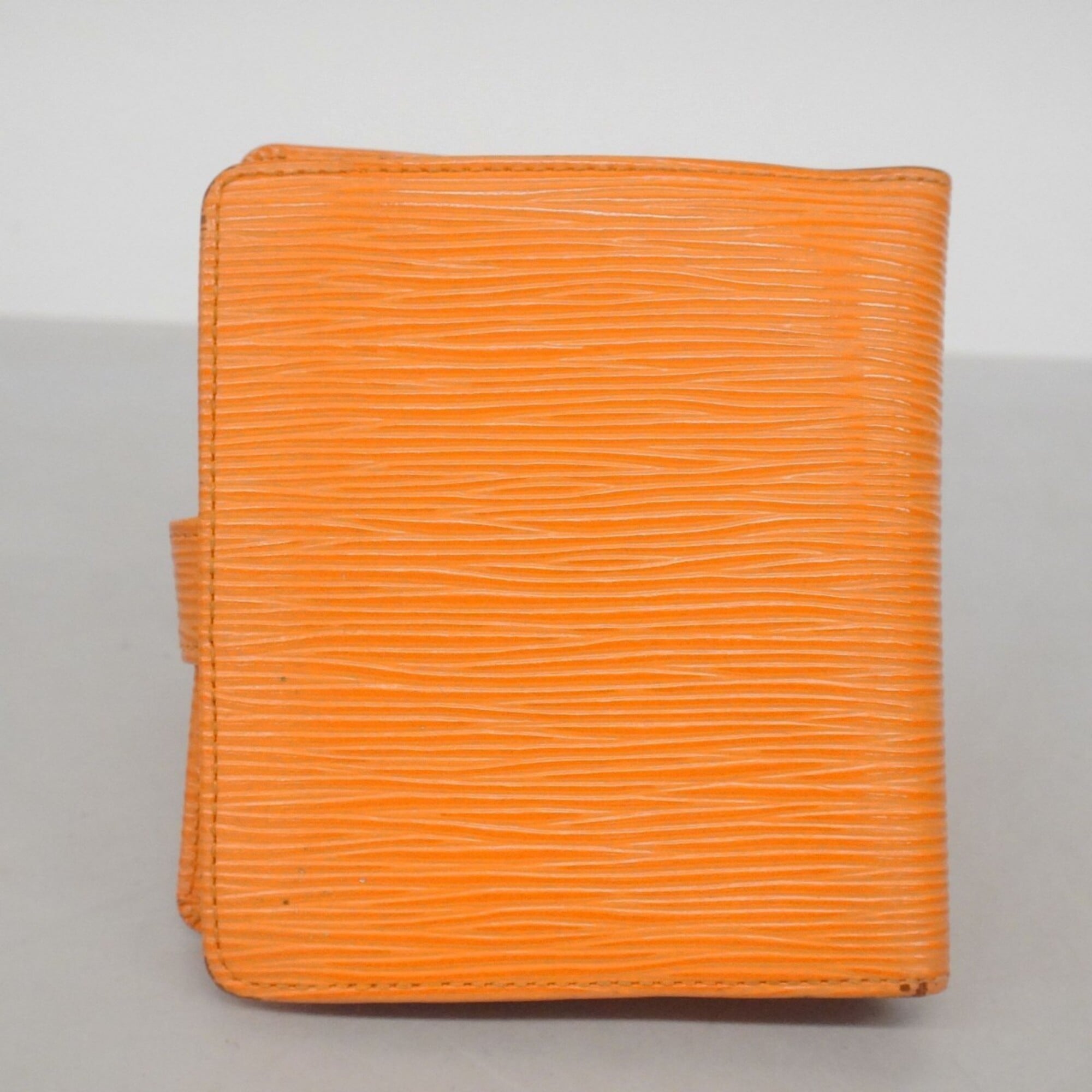 Louis Vuitton Mandarin Wallet (Bi-Fold) (Pre-Owned)