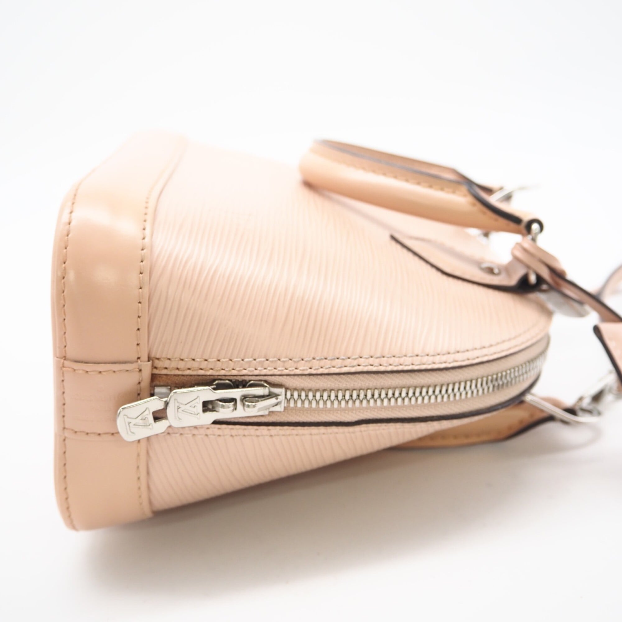 Louis Vuitton Pink Beige Leather Handbag (Pre-Owned)
