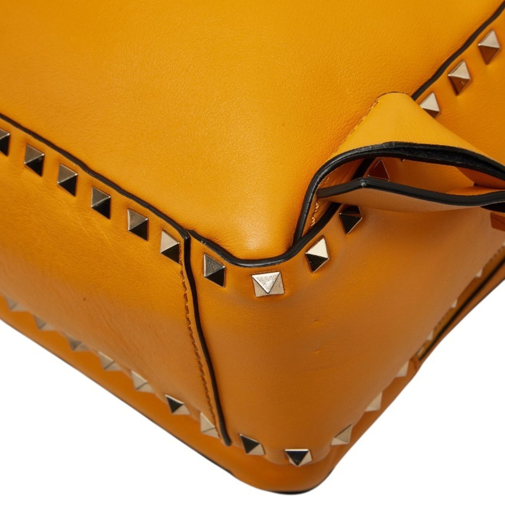 Valentino Yellow Gold Leather Backpack (Pre-Owned)