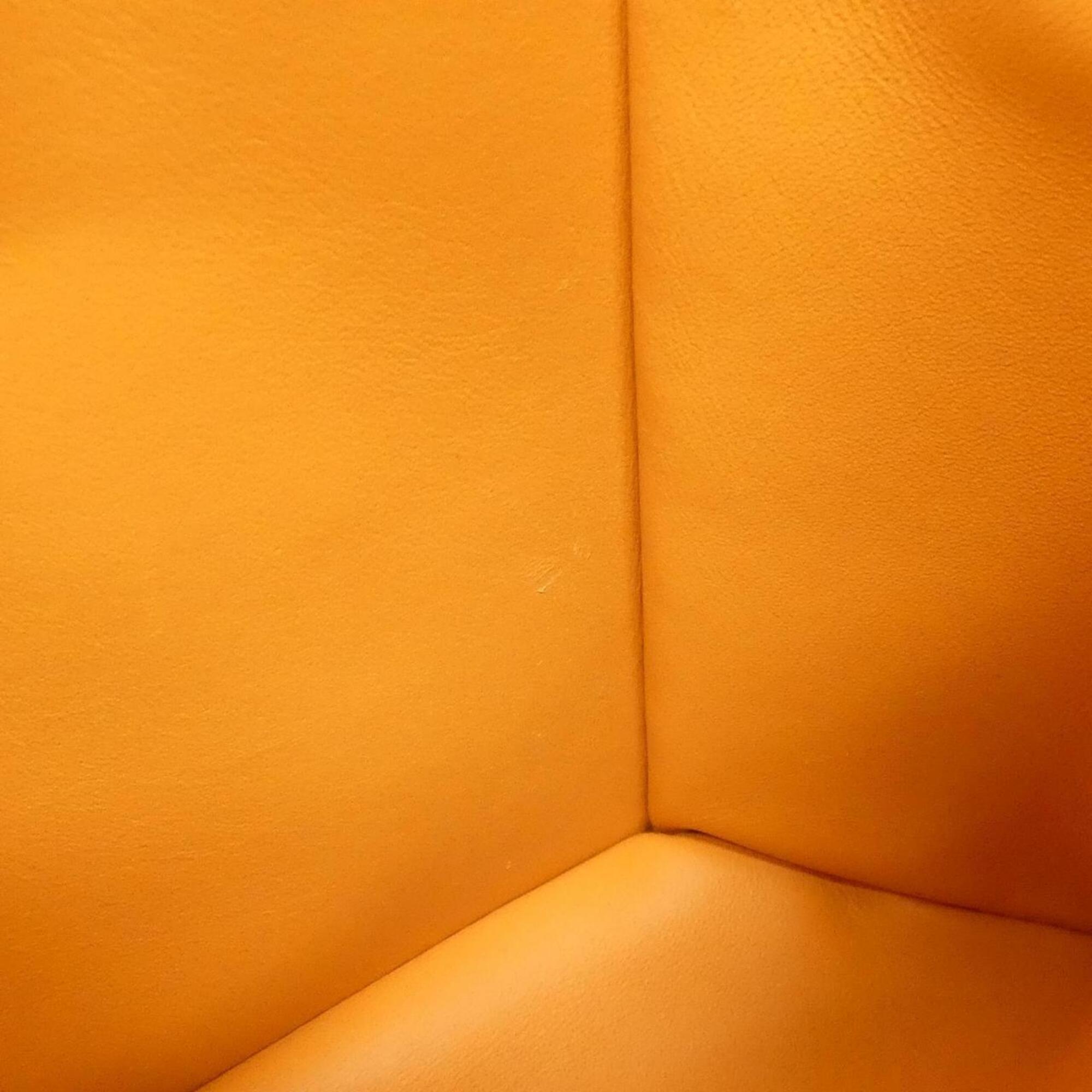 Louis Vuitton Orange Leather Handbag (Pre-Owned)