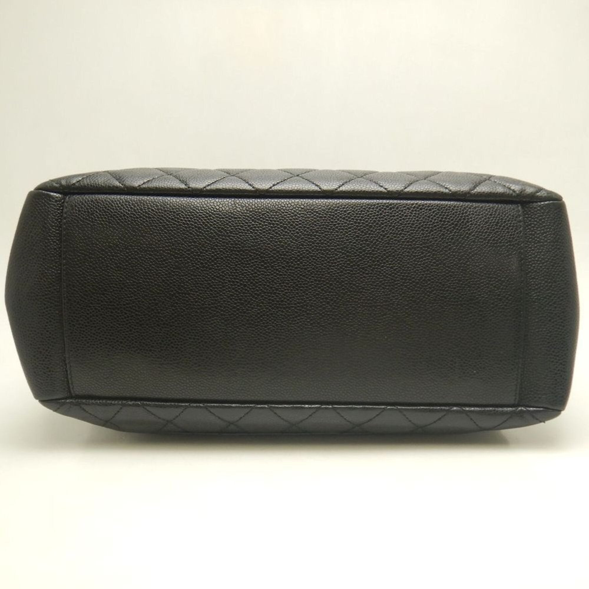 Chanel Black Grained Calfskin Tote Bag (Pre-Owned)