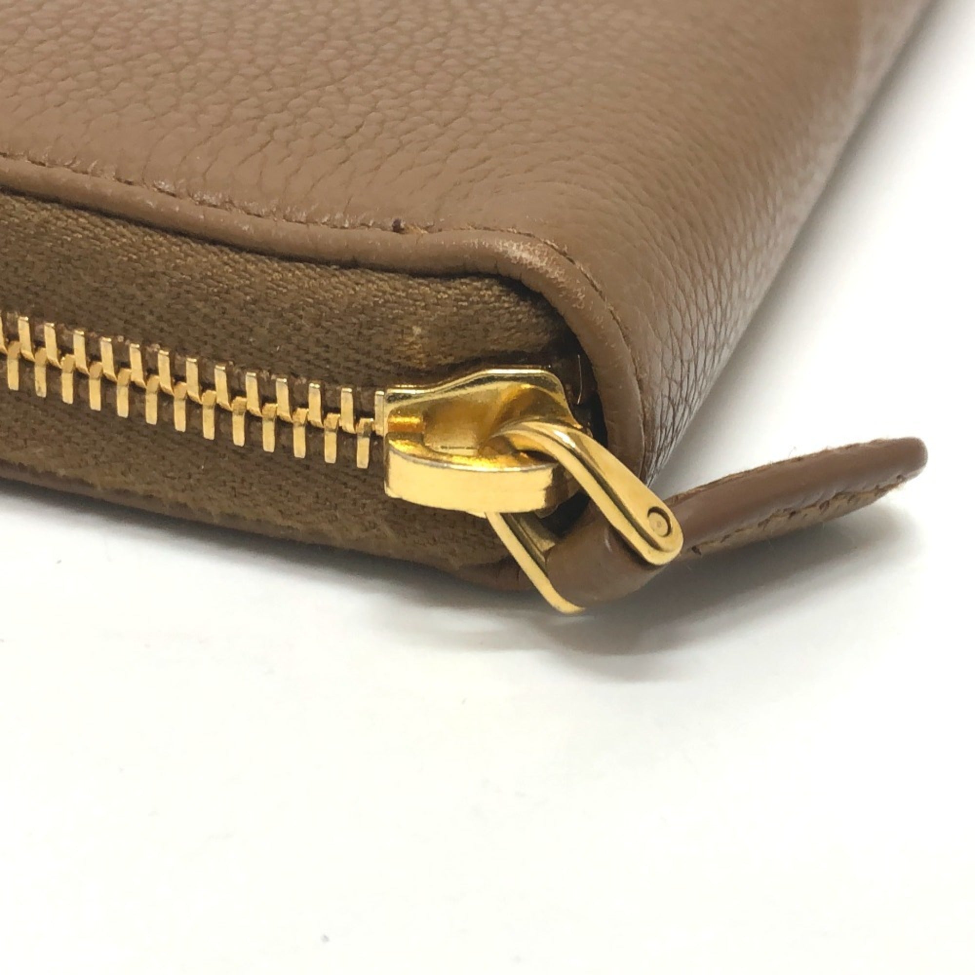 Prada Brown Leather Long Wallet (Bi-Fold) (Pre-Owned)