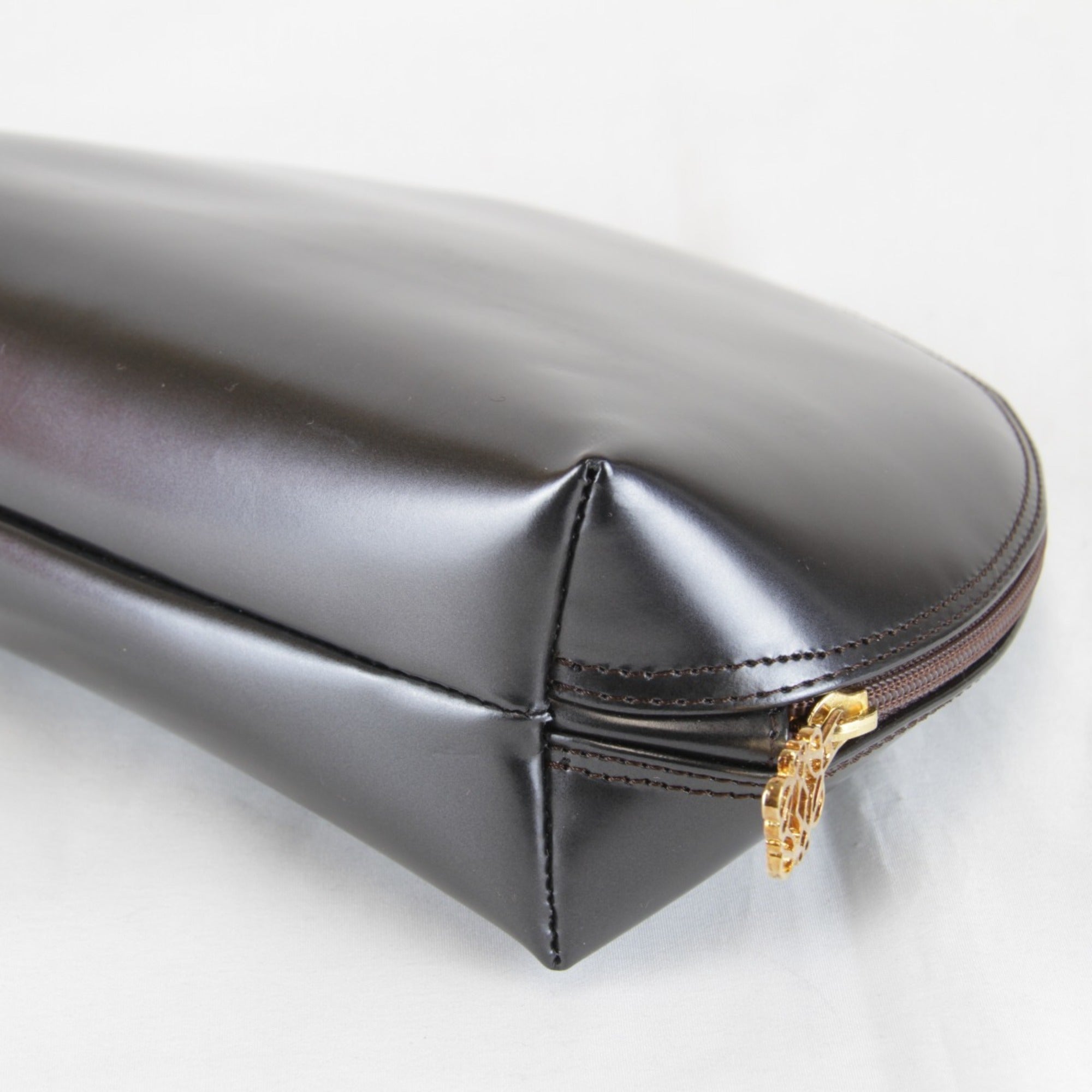 Loewe Black Leather Pouch (Pre-Owned)