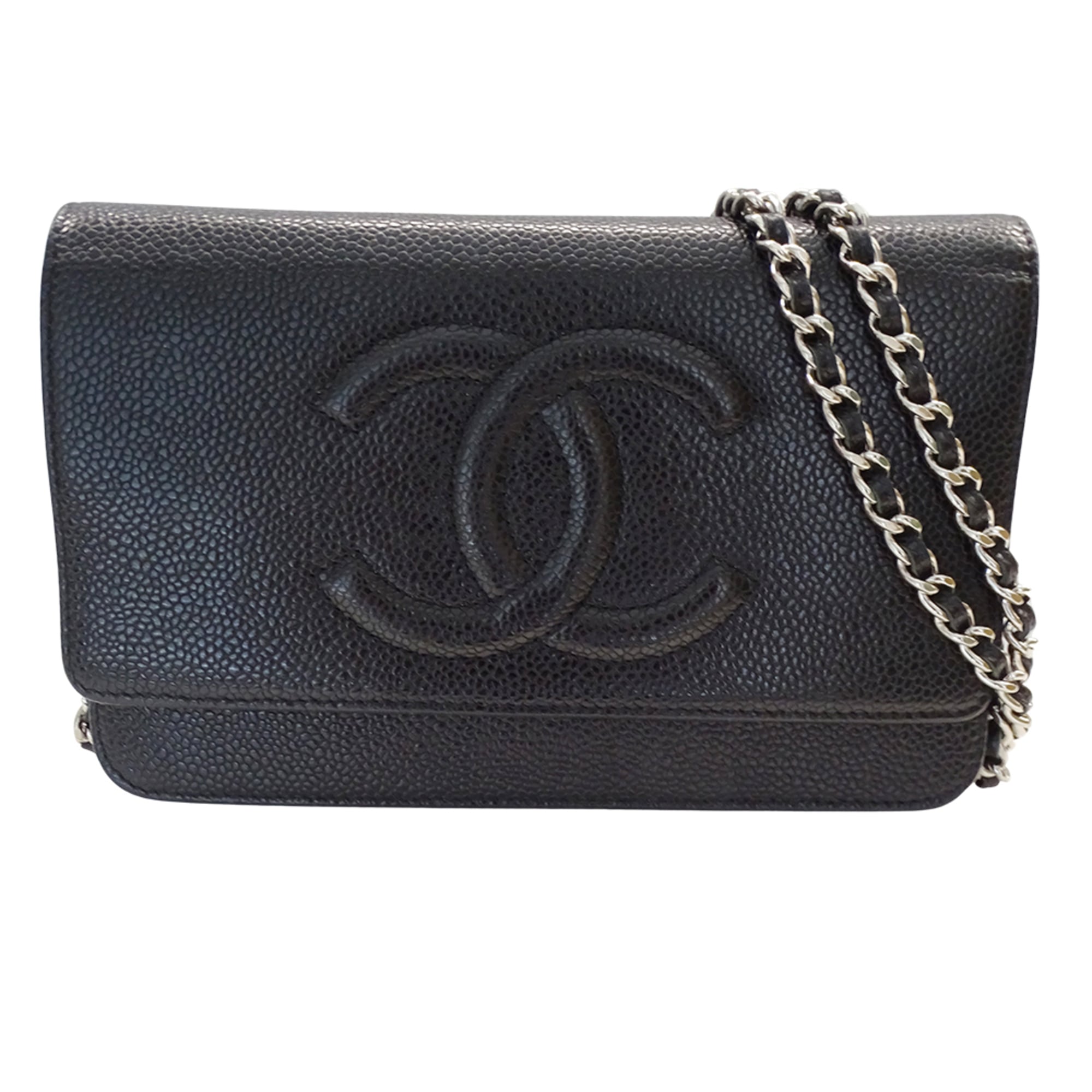 Chanel Black Grained Calfskin Handbag (Pre-Owned)