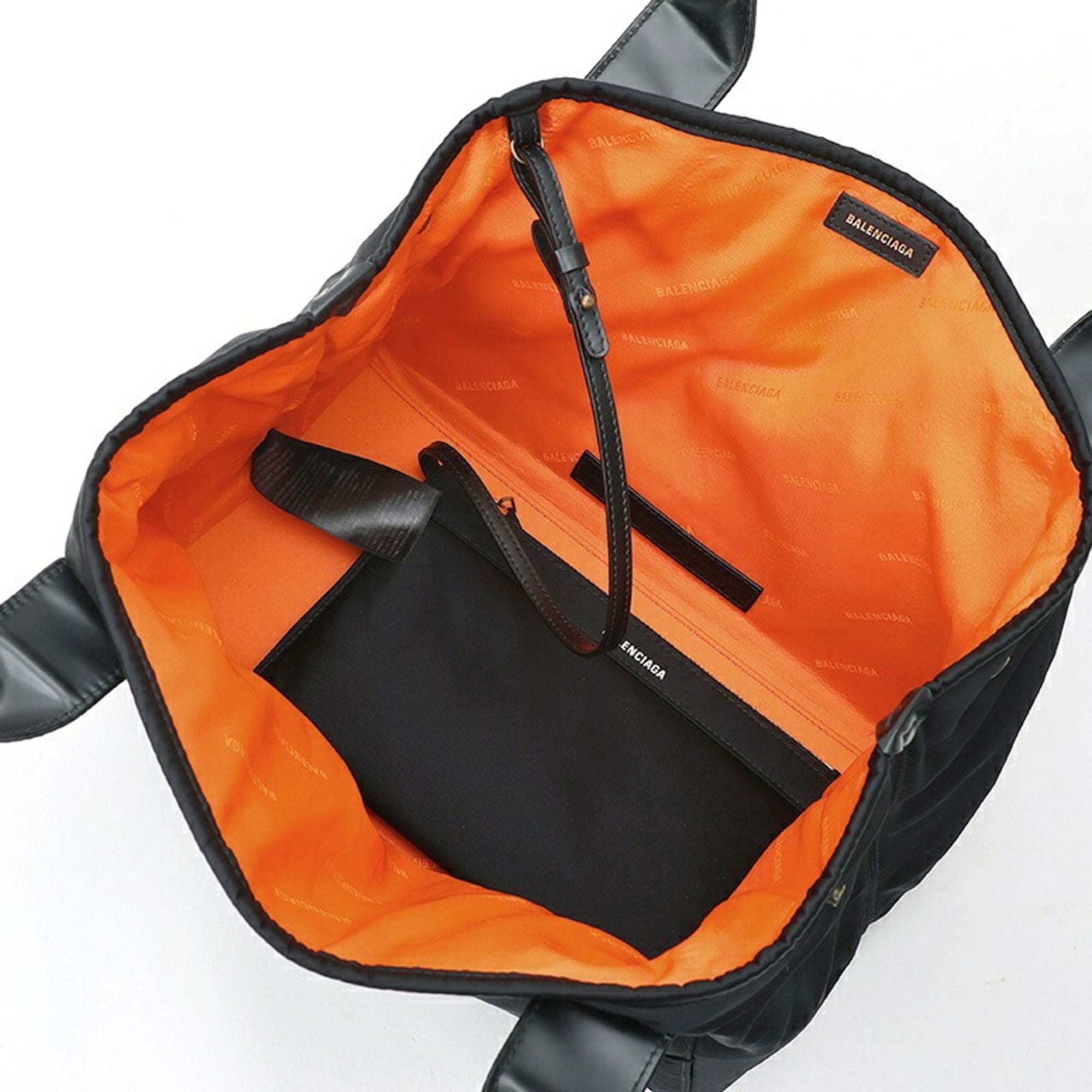 Balenciaga Black Nylon Tote Bag (Pre-Owned)