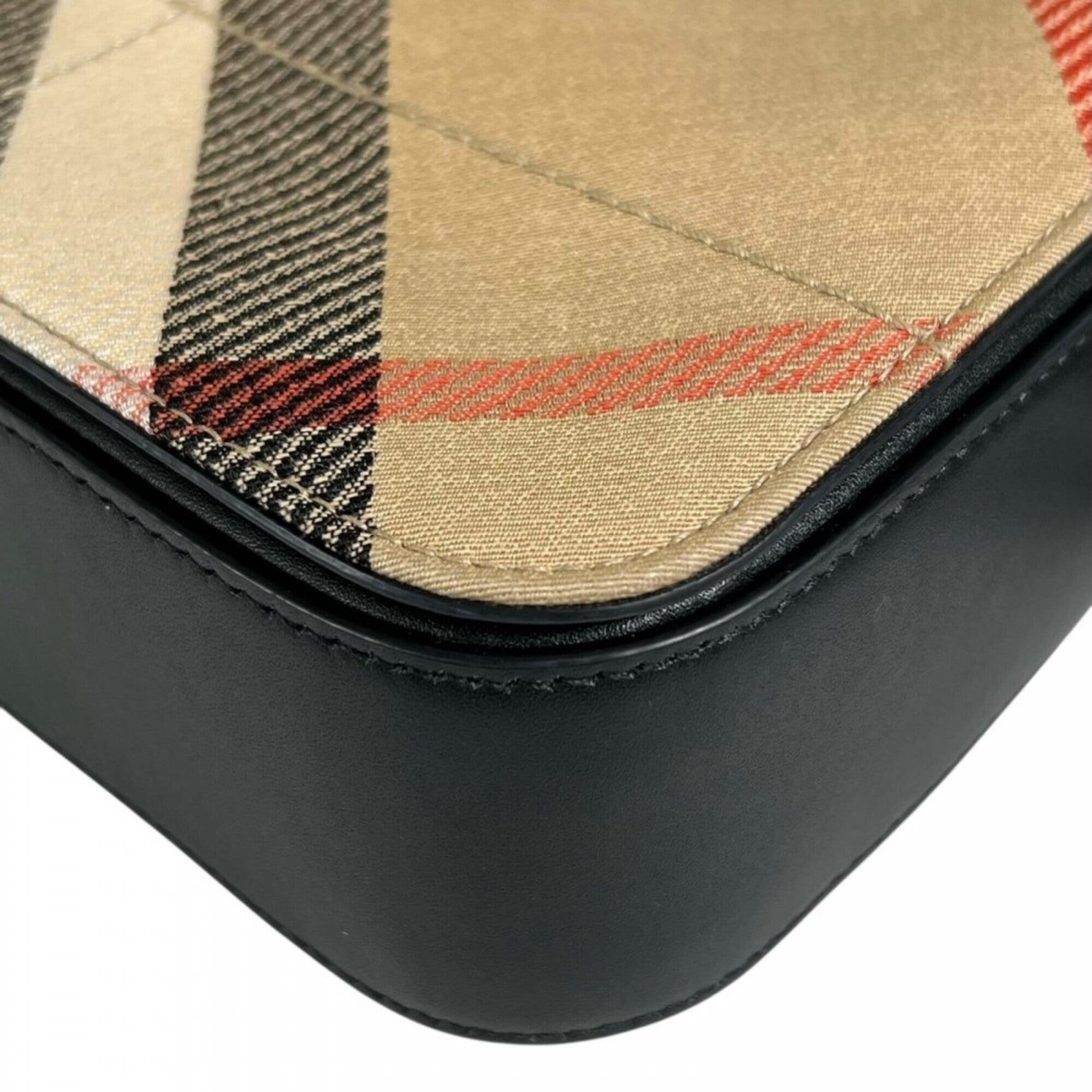 Burberry Brown Leather Shoulder Bag (Pre-Owned)