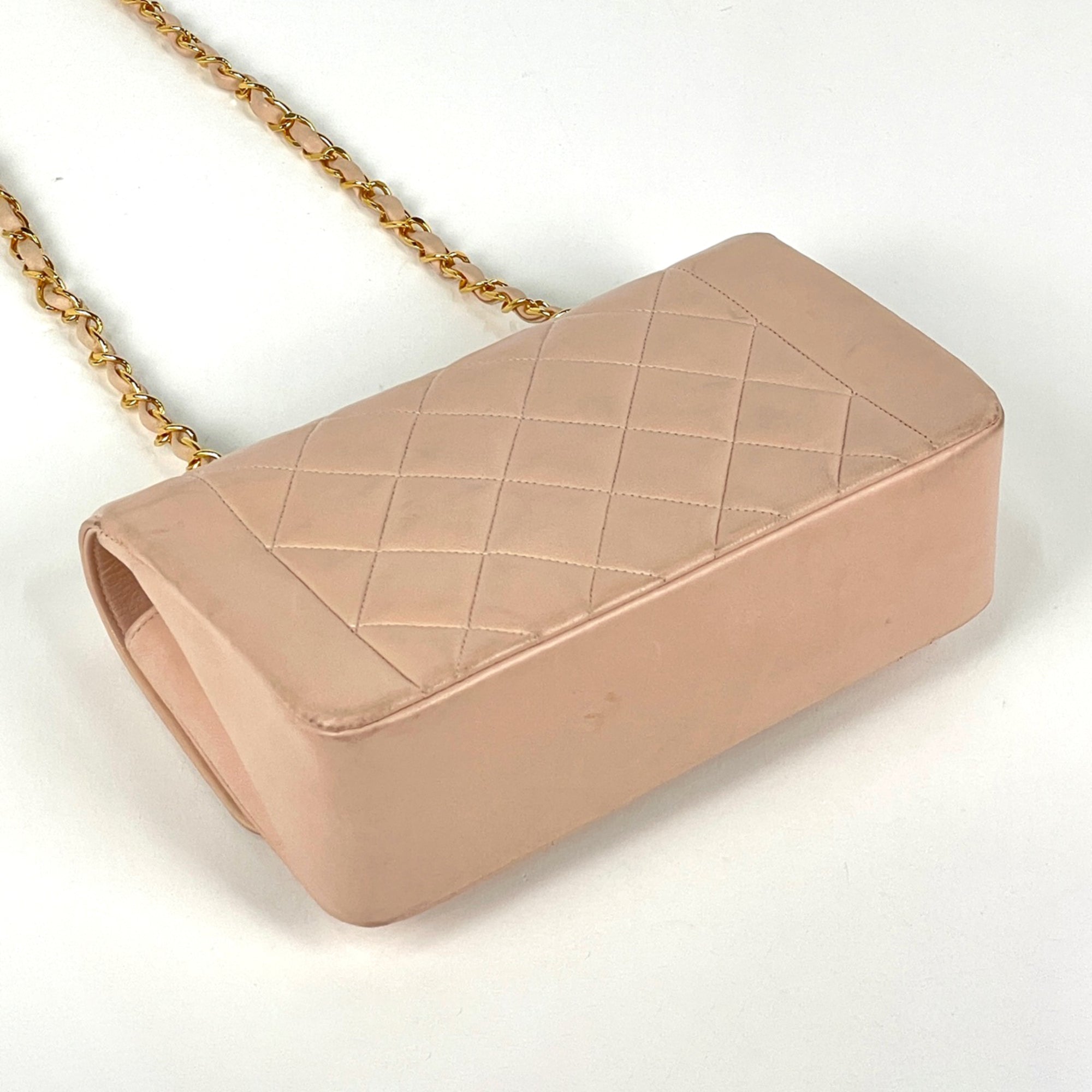 Chanel Pink Beige Leather Shoulder Bag (Pre-Owned)