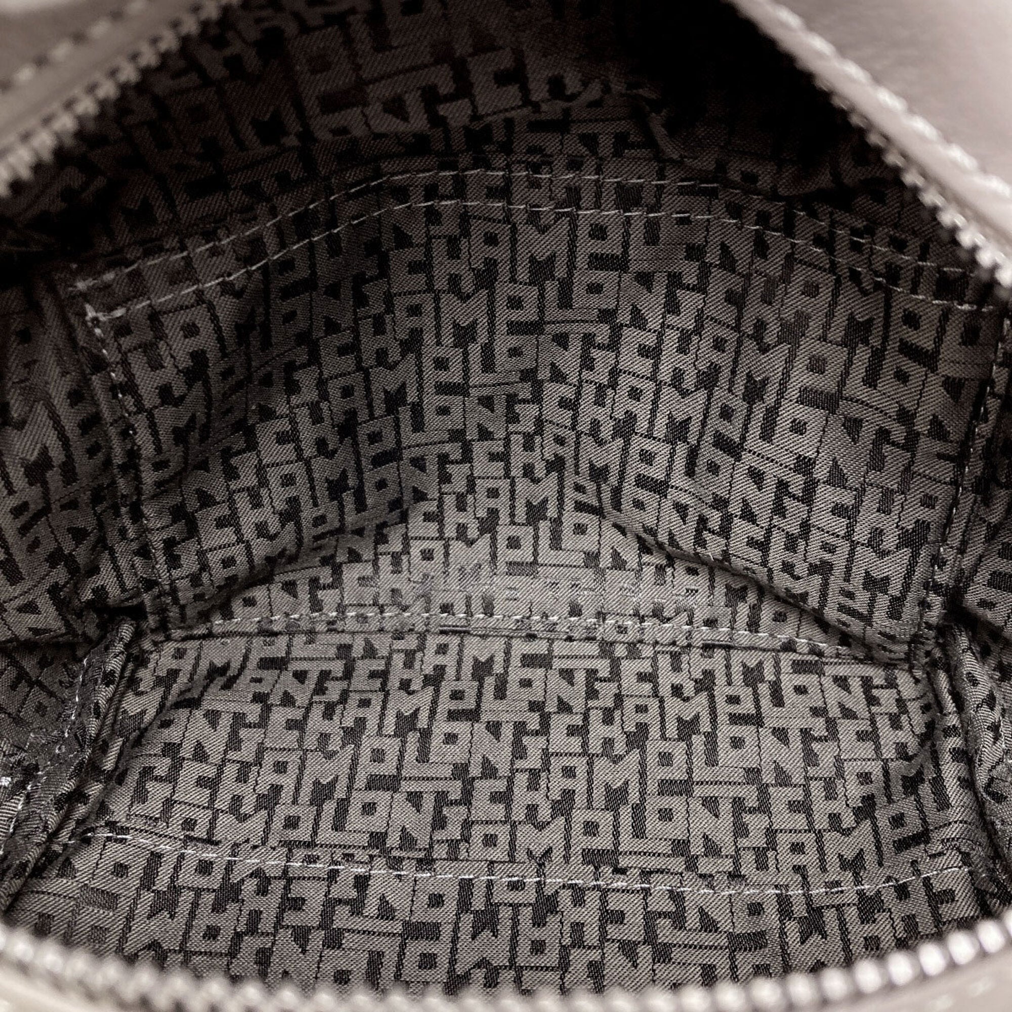 Longchamp Gray Leather Handbag (Pre-Owned)