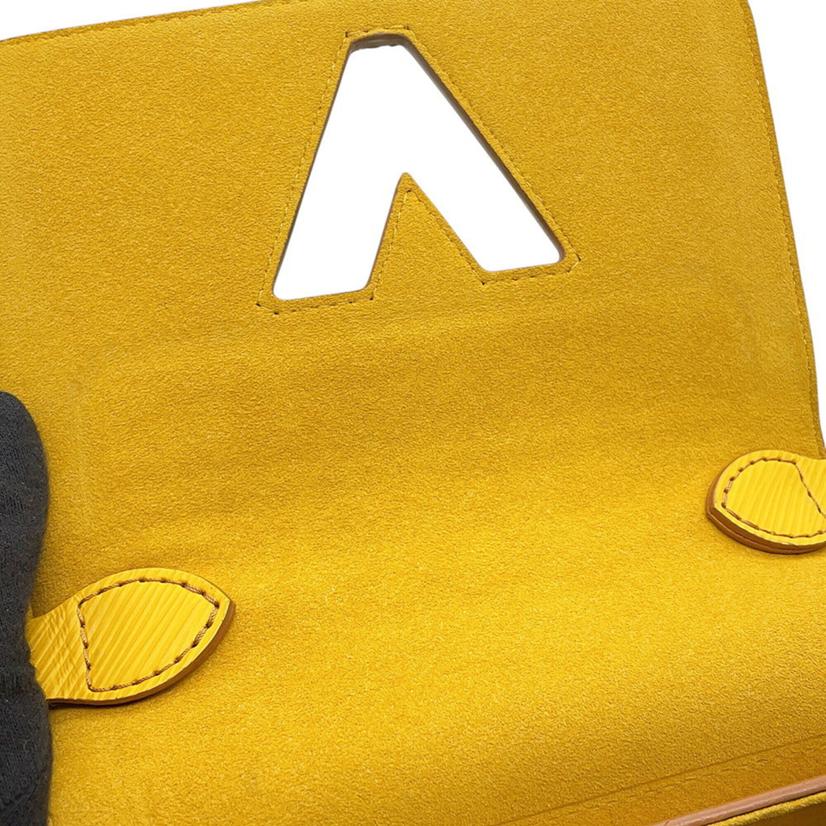 Louis Vuitton Yellow Epi Leather Handbag Shoulder Bag (Pre-Owned)