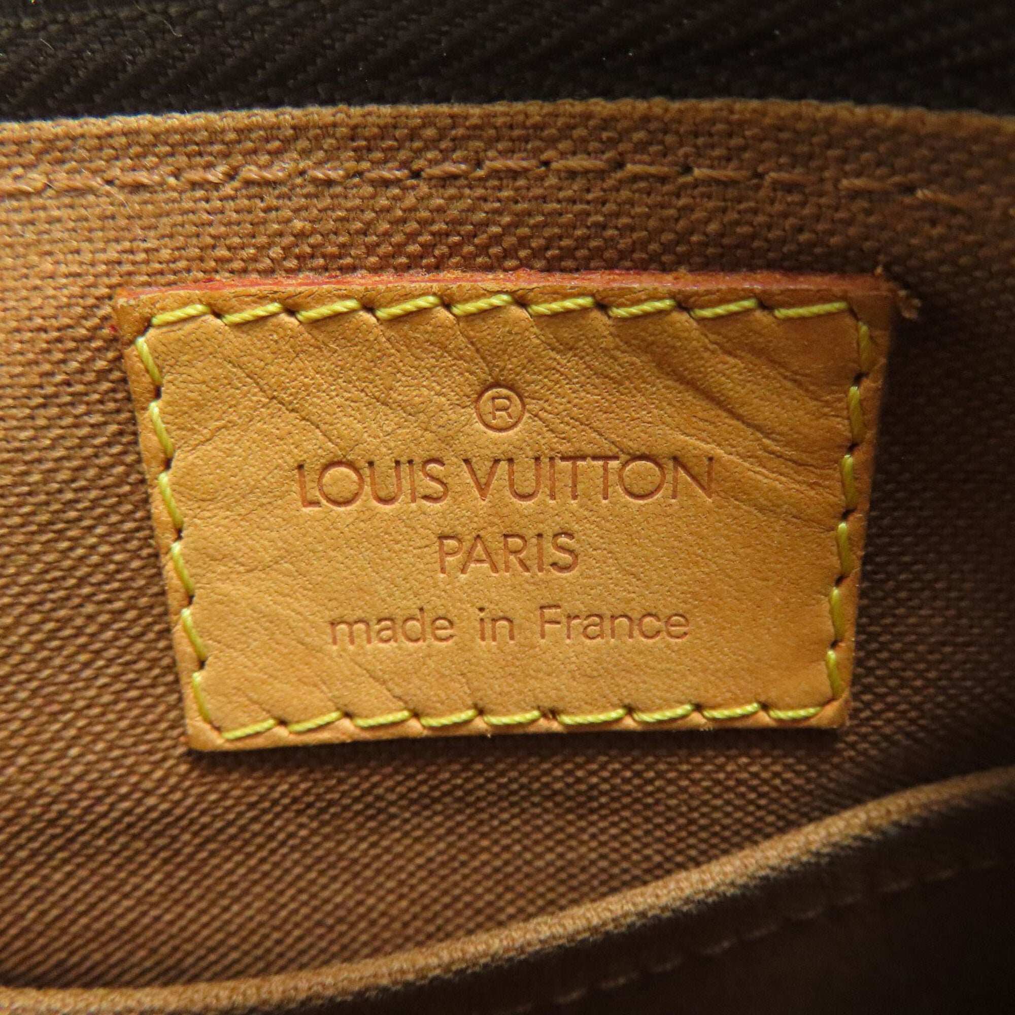Louis Vuitton Brown Monogram Monogram Canvas Shoulder Bag (Pre-Owned)