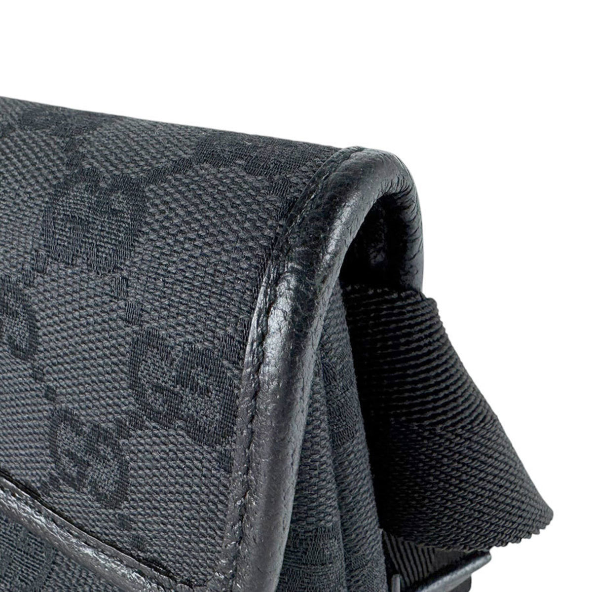 Gucci Black Gg Canvas Fanny Pack Sling Bag (Pre-Owned)