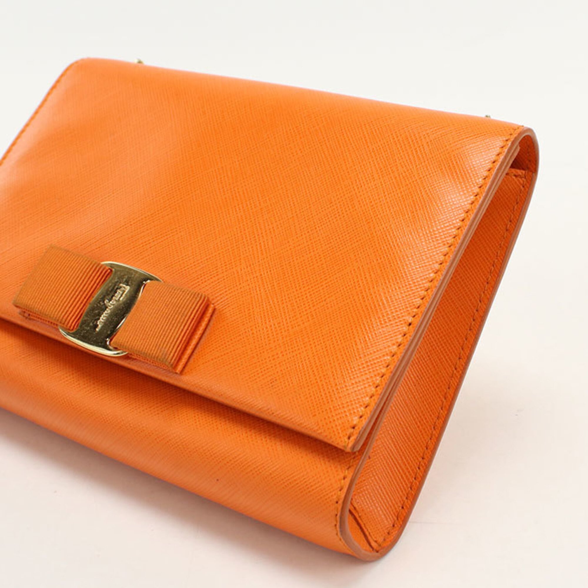 Salvatore Ferragamo Orange Leather Shoulder Bag (Pre-Owned)
