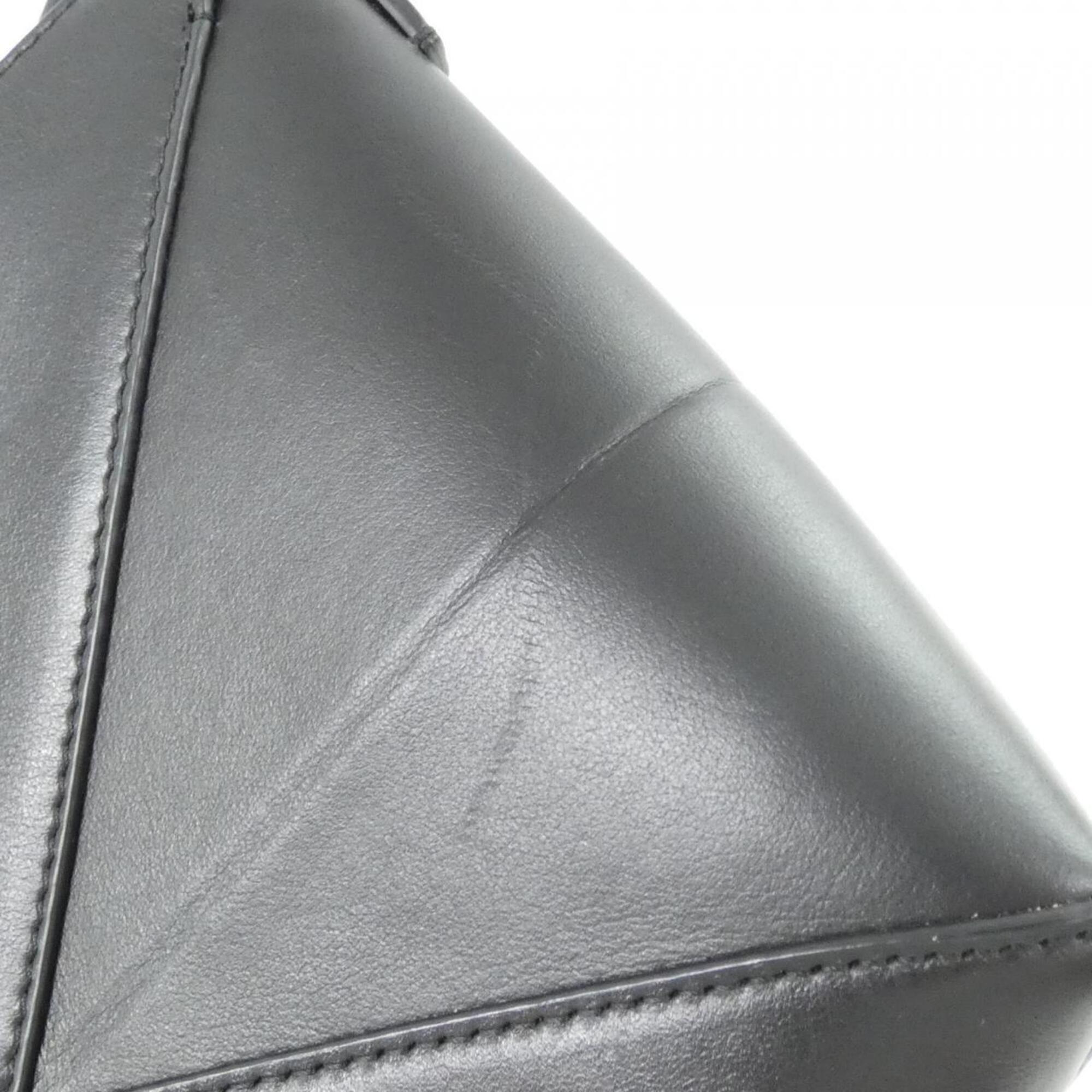 Loewe Black Leather Handbag Pouch Shoulder Bag (Pre-Owned)
