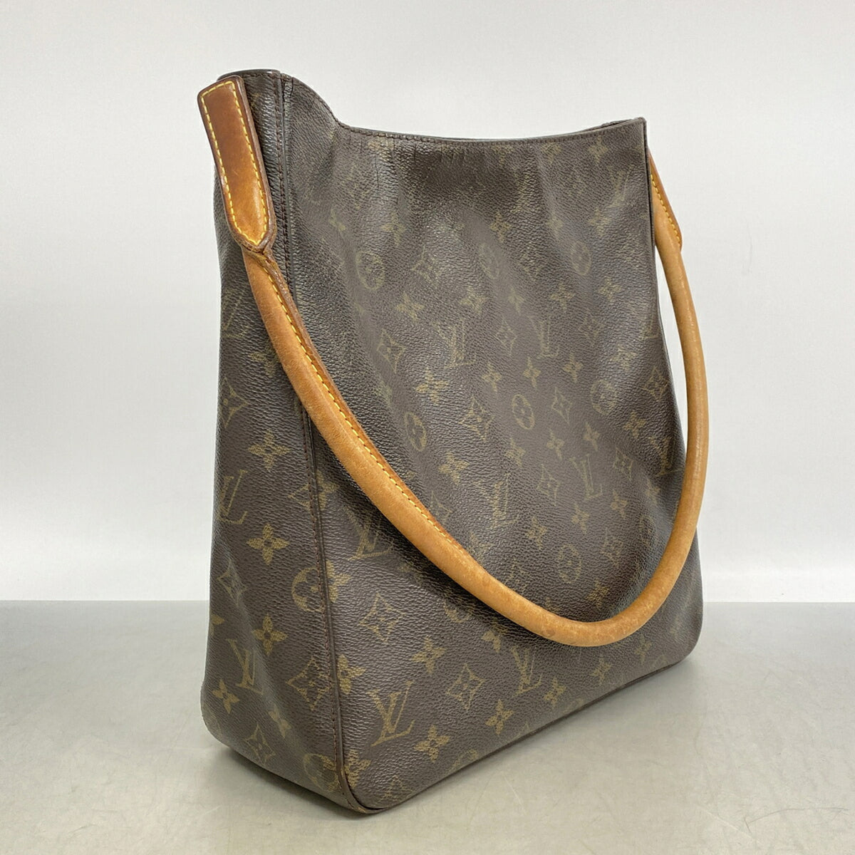 Louis Vuitton Brown Shoulder Bag (Pre-Owned)