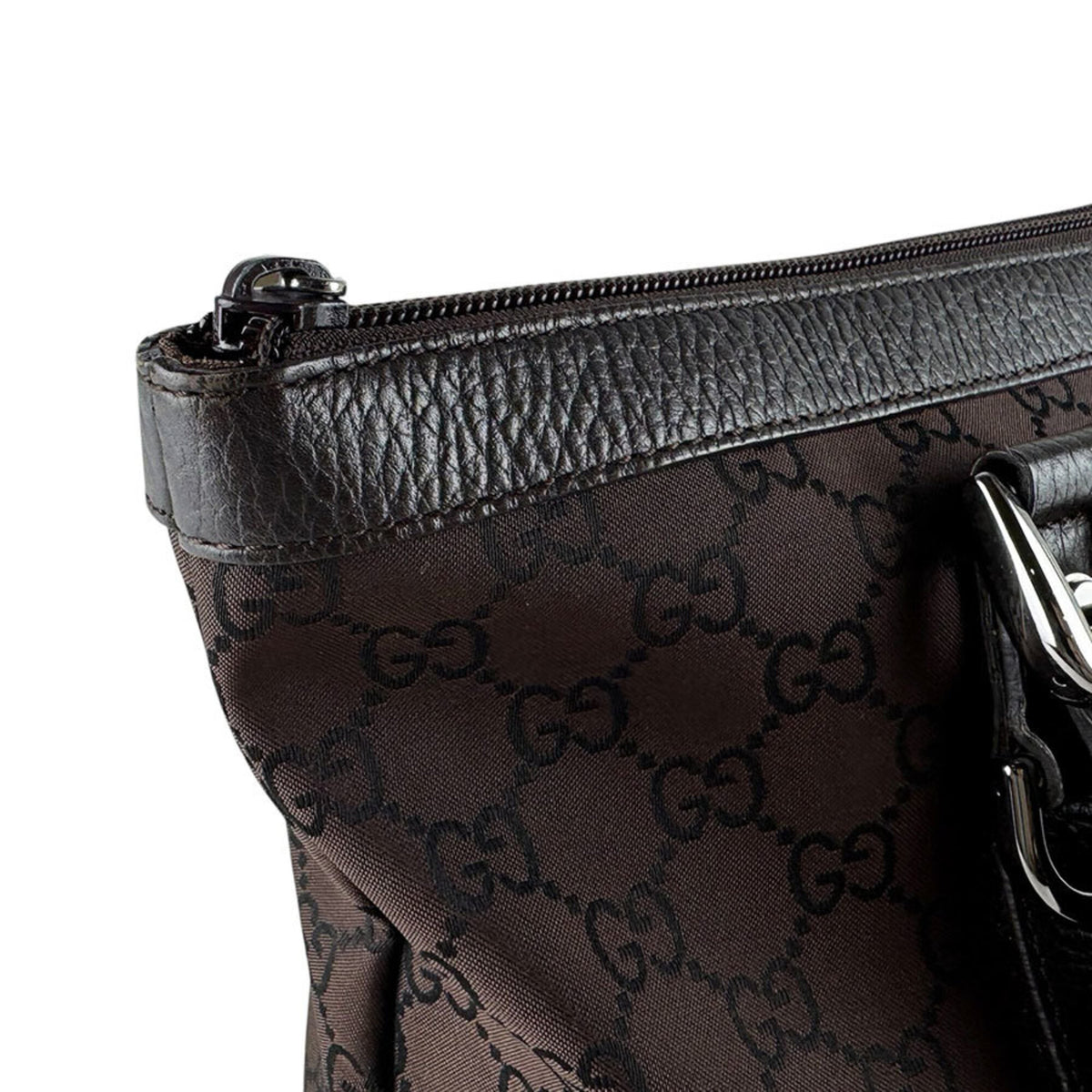 Gucci Brown Nylon Canvas Leather Handbag (Pre-Owned)