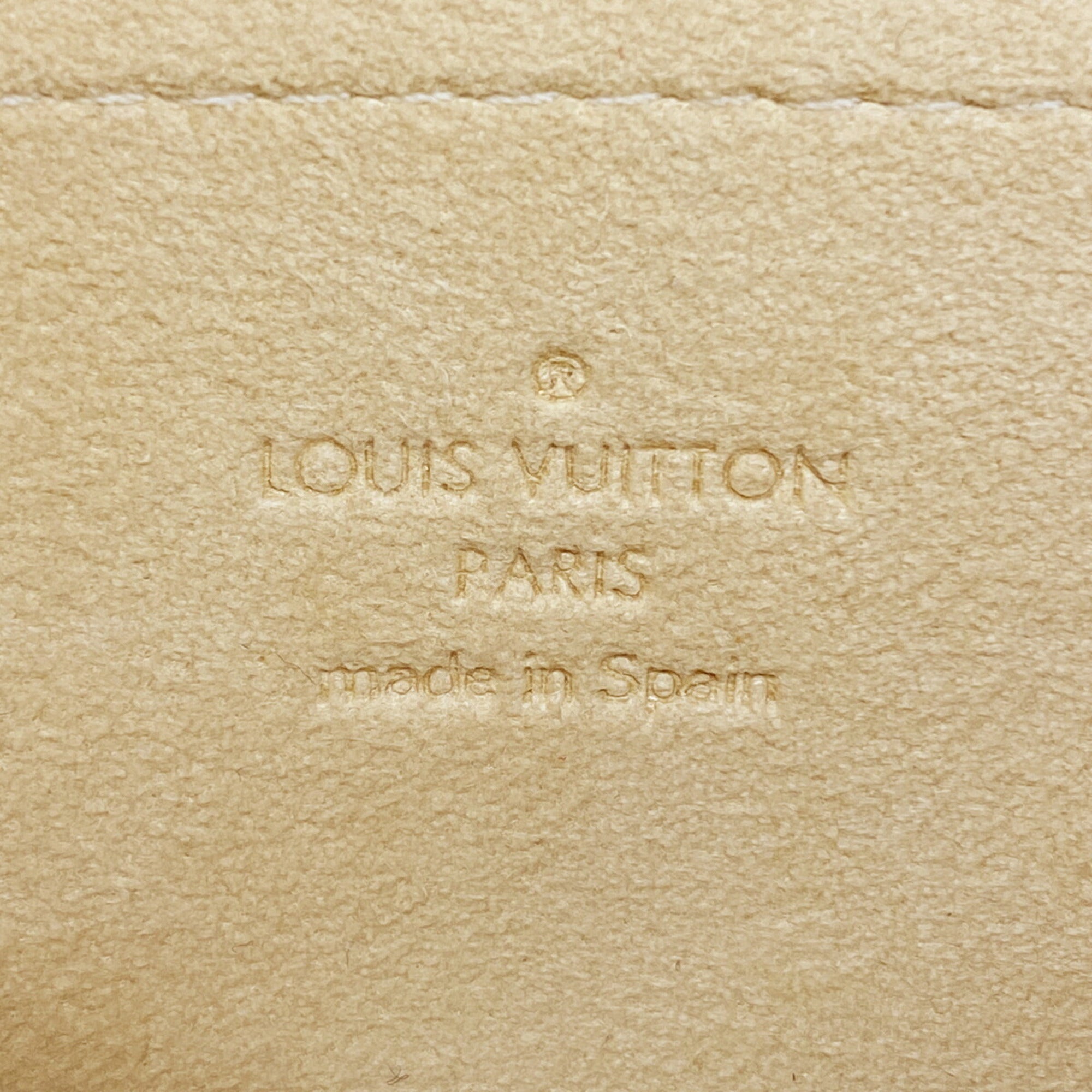 Louis Vuitton Brown Shoulder Bag (Pre-Owned)