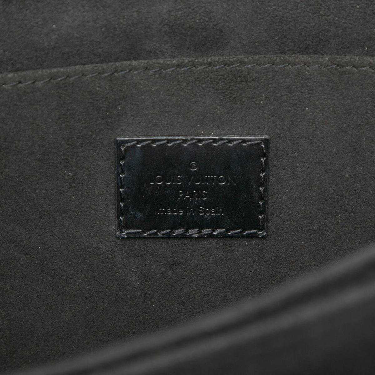 Louis Vuitton Black Leather Handbag Shoulder Bag (Pre-Owned)