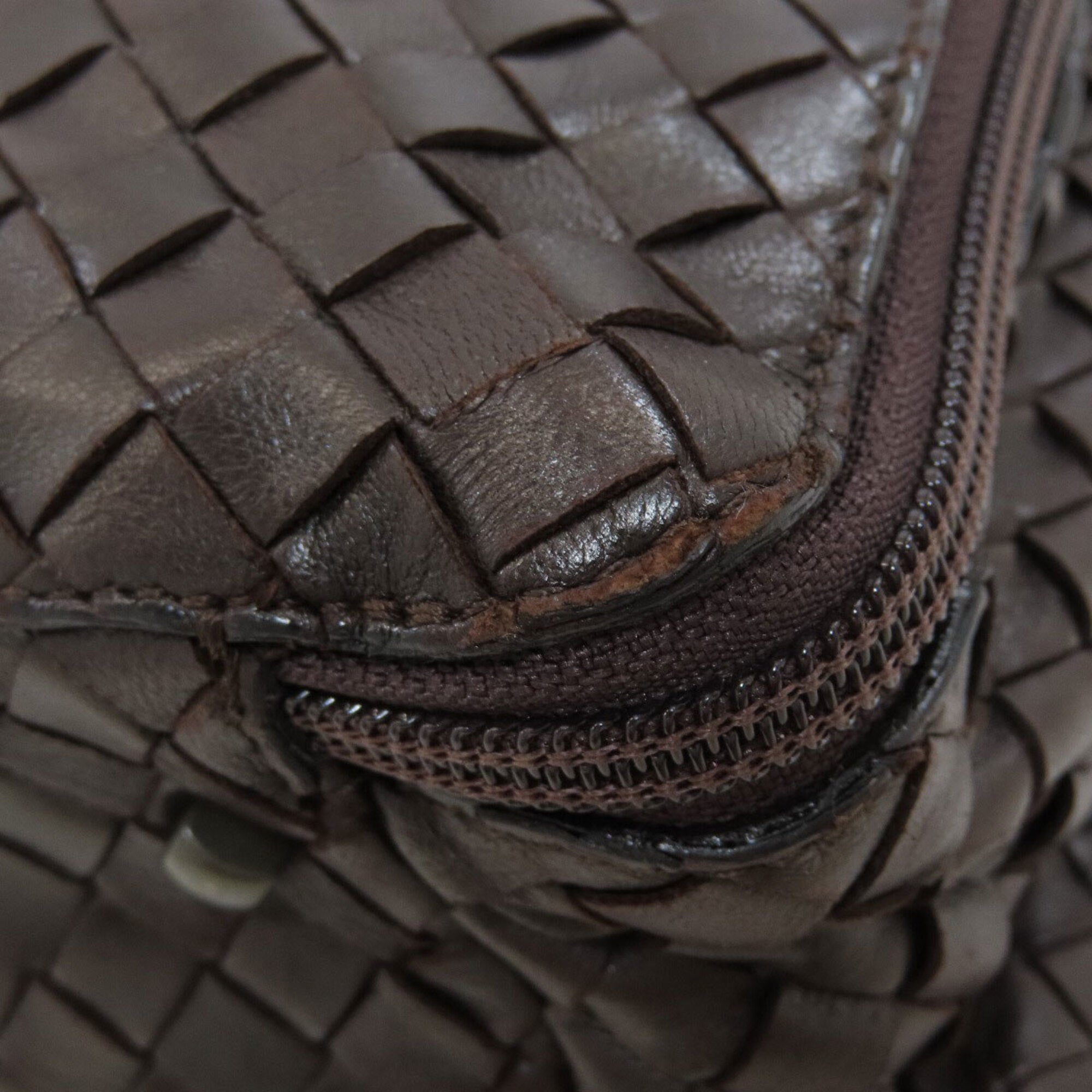 Bottega Veneta Intrecciato Dark Brown Leather Handbag (Pre-Owned)