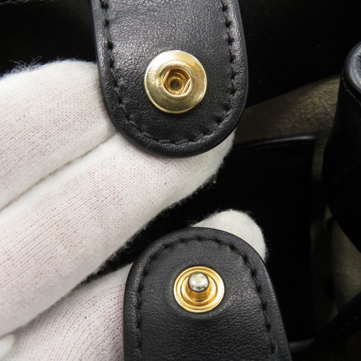 Marni Black Leather Handbag Shoulder Bag (Pre-Owned)