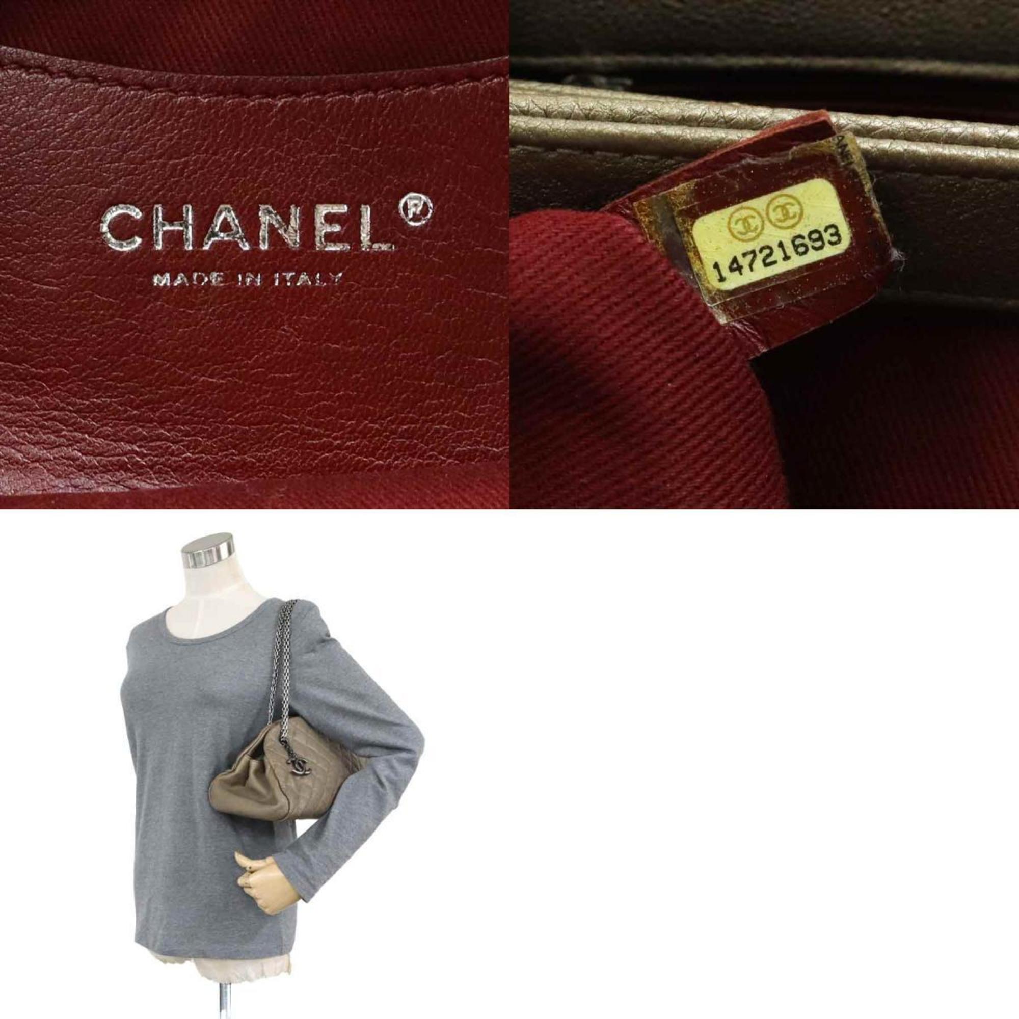 Chanel Khaki Brown Leather Handbag (Pre-Owned)