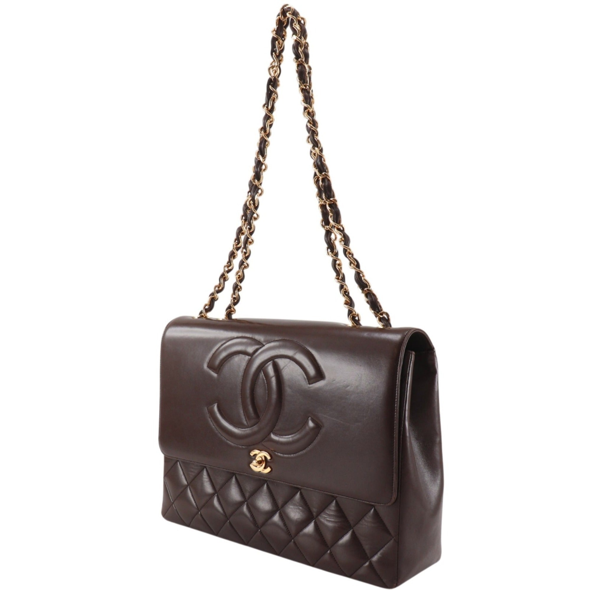 Chanel Brown Leather Shoulder Bag (Pre-Owned)