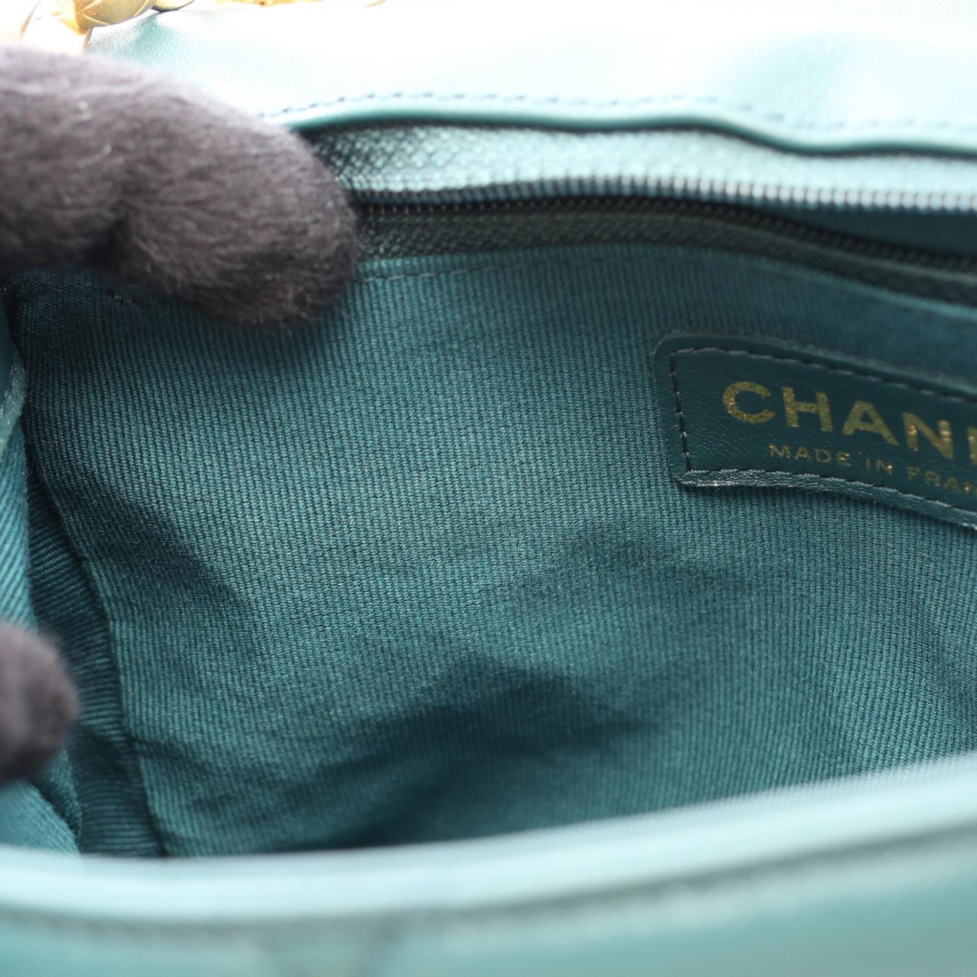 Chanel Green Leather Handbag Shoulder Bag (Pre-Owned)