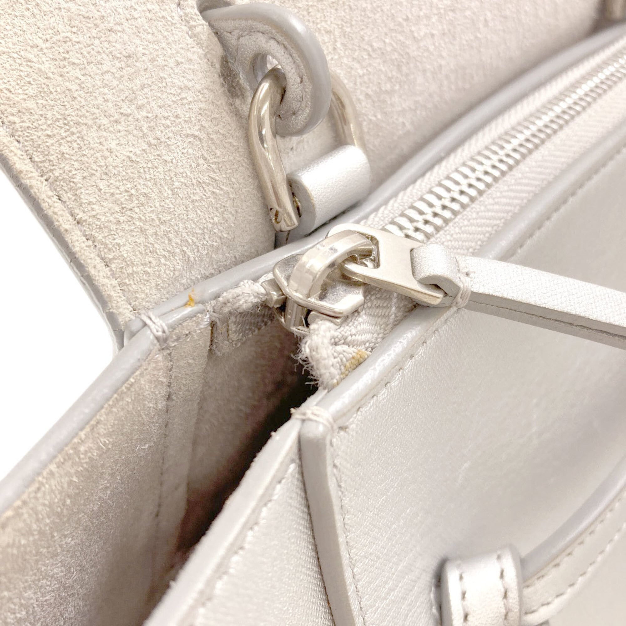 Celine Silver Handbag (Pre-Owned)