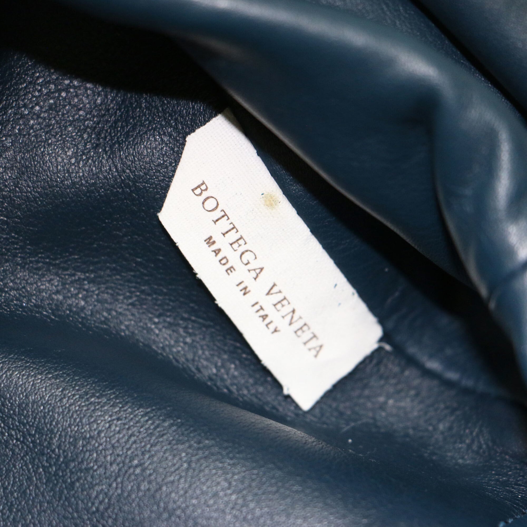 Bottega Veneta Navy Leather Pochette Shoulder Bag (Pre-Owned)