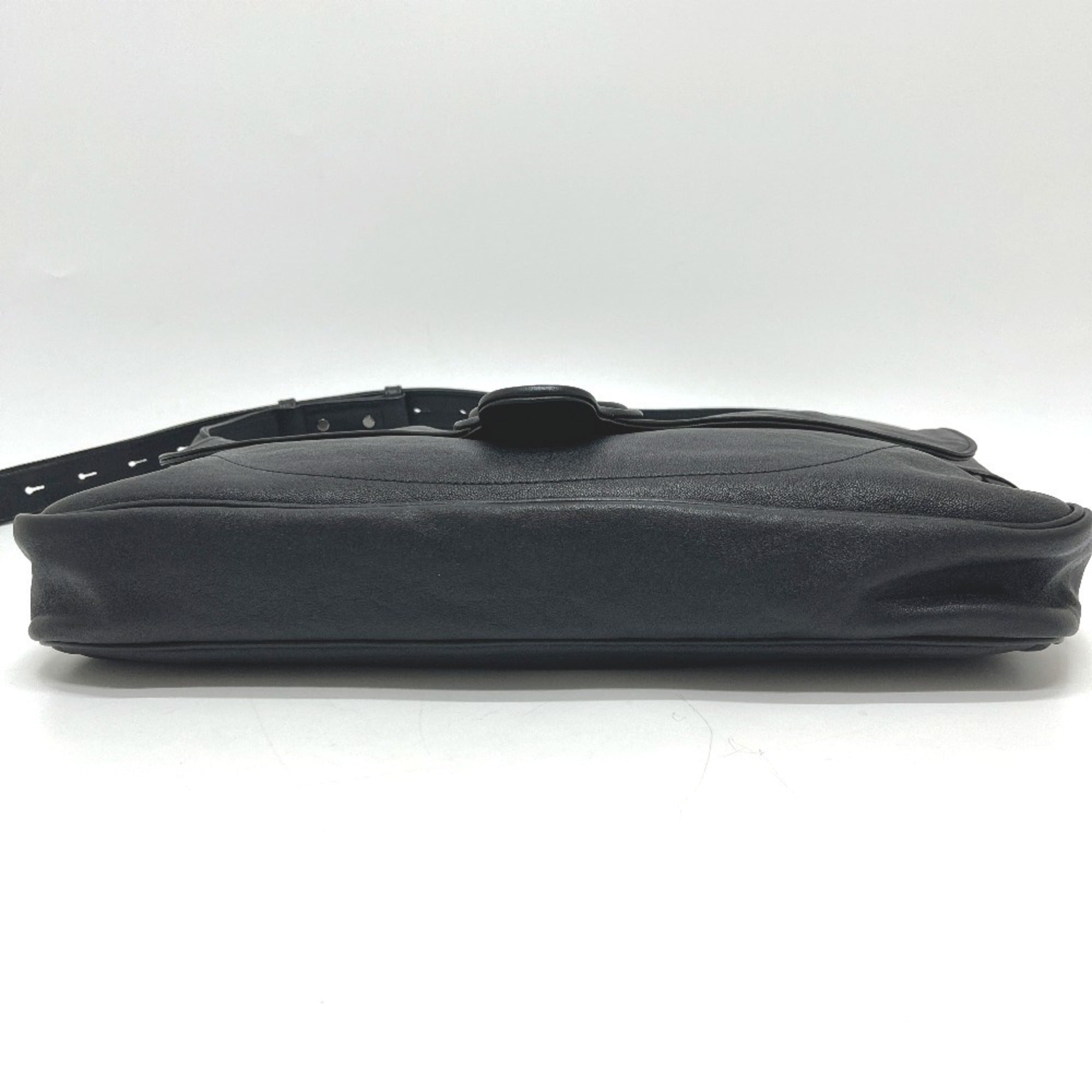 Gucci Gg Marmont Black Leather Handbag Shoulder Bag (Pre-Owned)