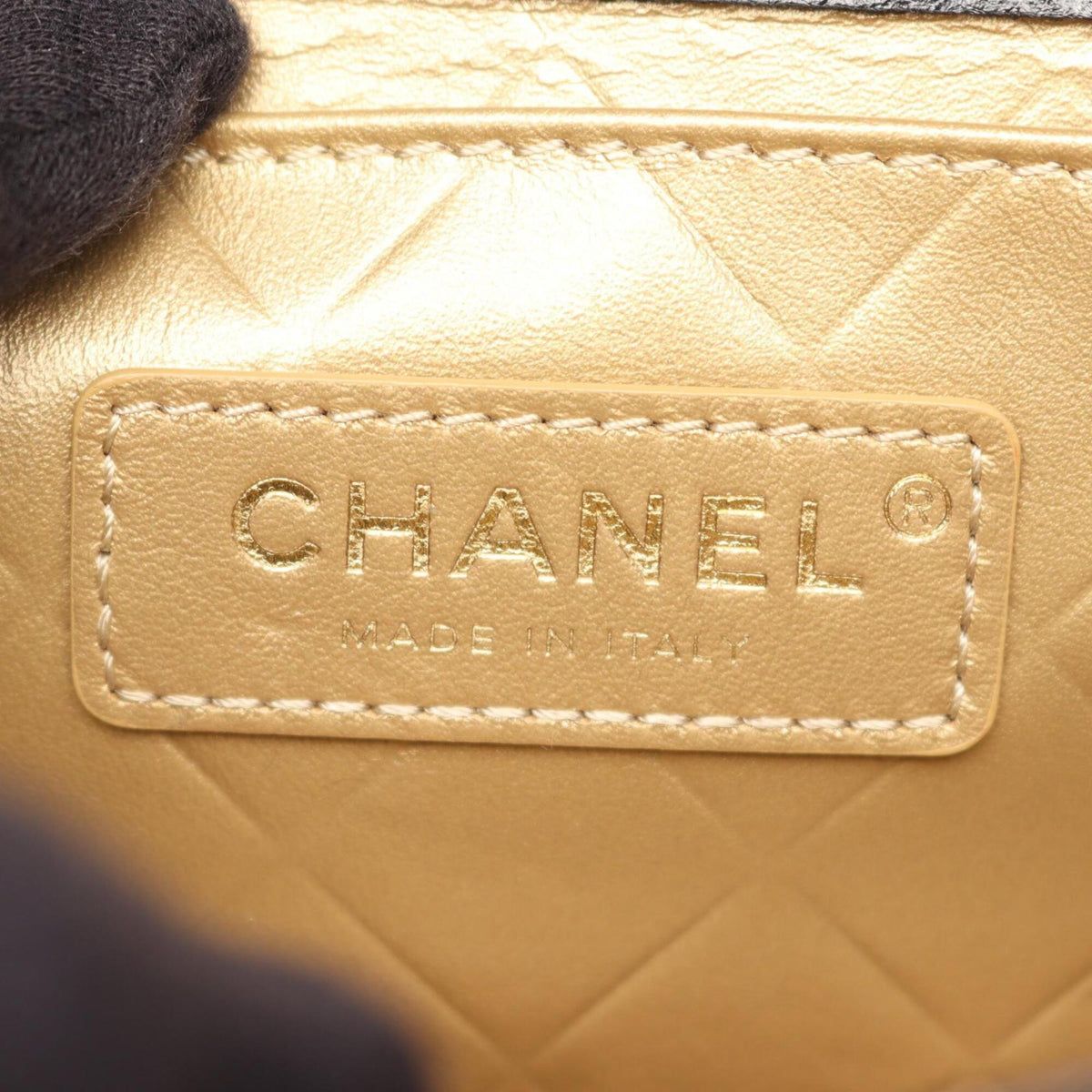 Chanel Black Leather Handbag Shoulder Bag (Pre-Owned)
