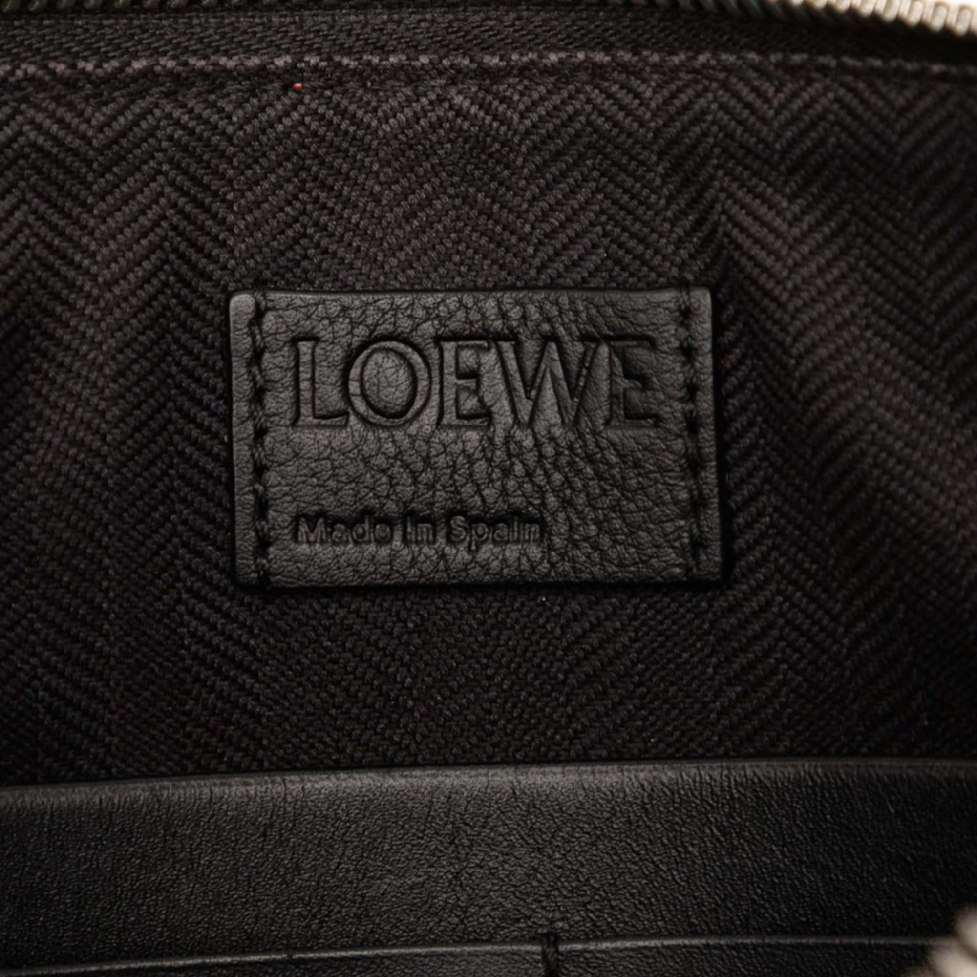 Loewe Black Red Color Leather Clutch Bag (Pre-Owned)