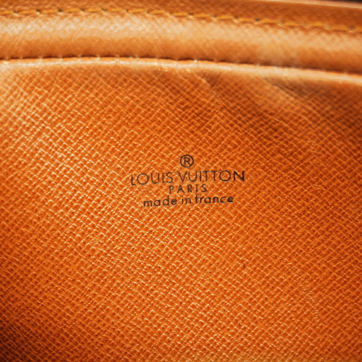 Louis Vuitton Brown Shoulder Bag (Pre-Owned)