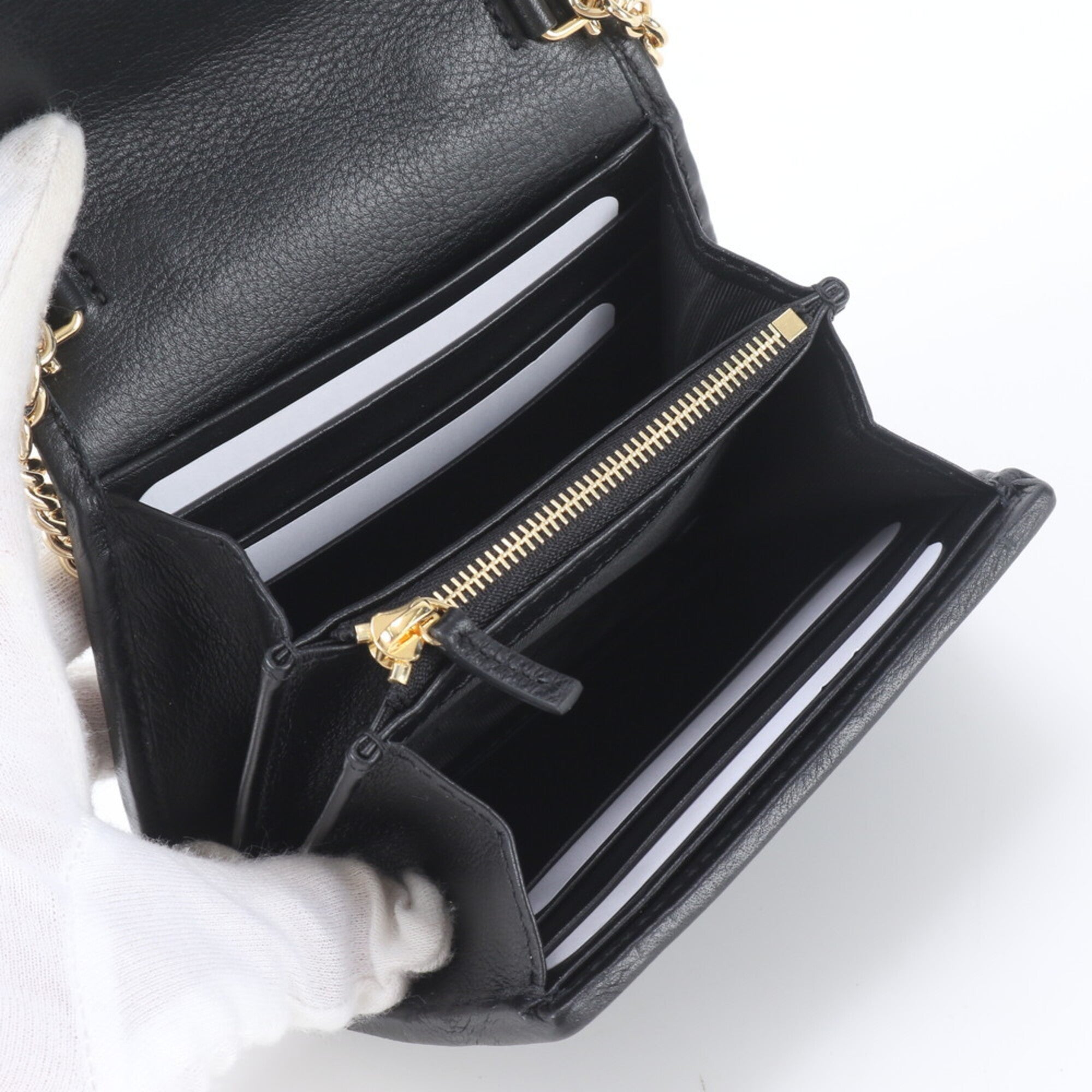 Gucci Black Leather Chain/Shoulder Wallet (Pre-Owned)