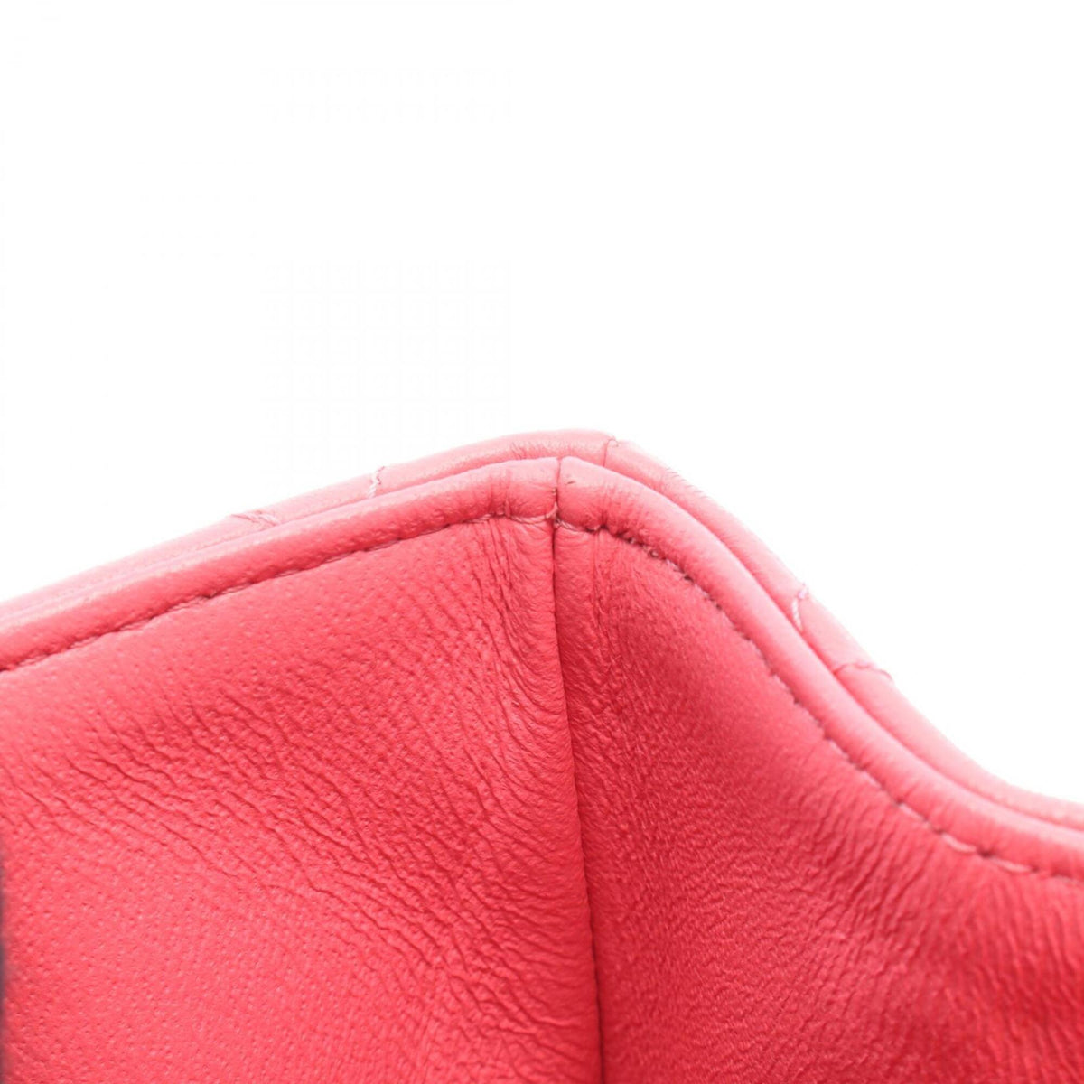 Chanel Pink Leather Handbag Shoulder Bag (Pre-Owned)