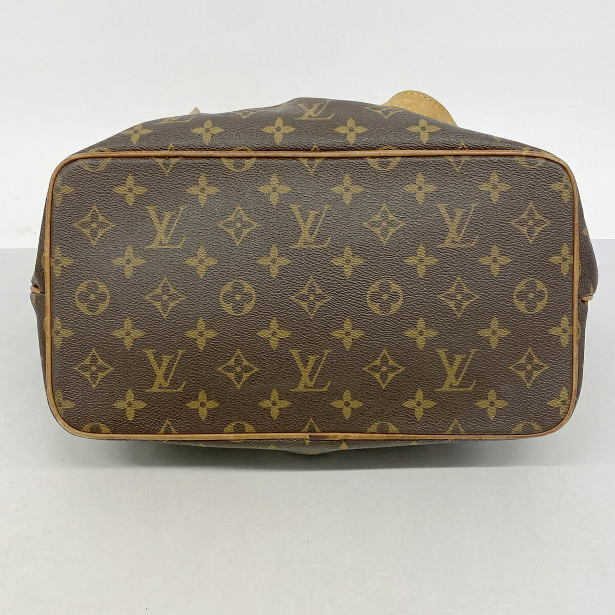 Louis Vuitton Brown Handbag (Pre-Owned)