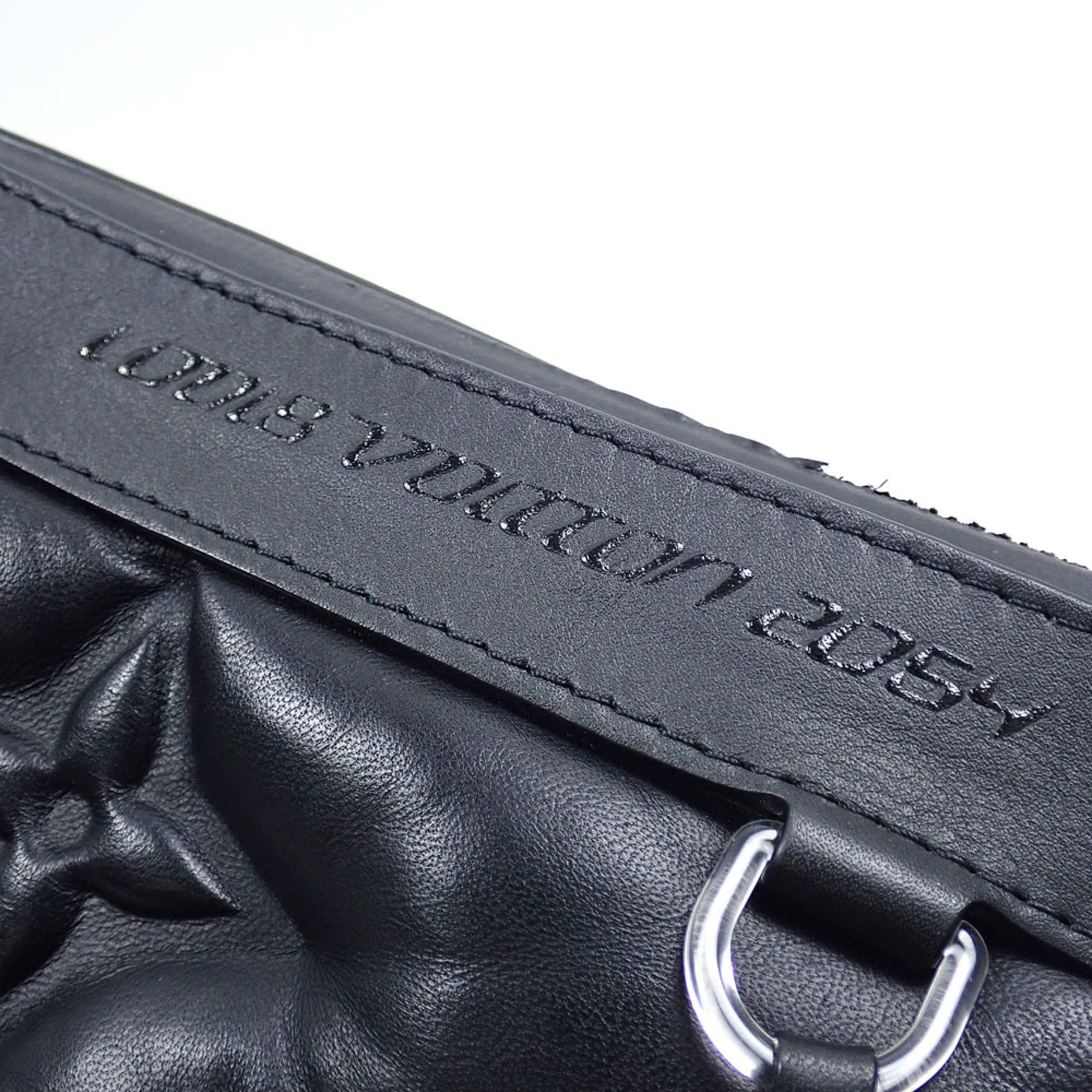 Louis Vuitton Black Noir Leather Clutch Bag Pochette (Pre-Owned)