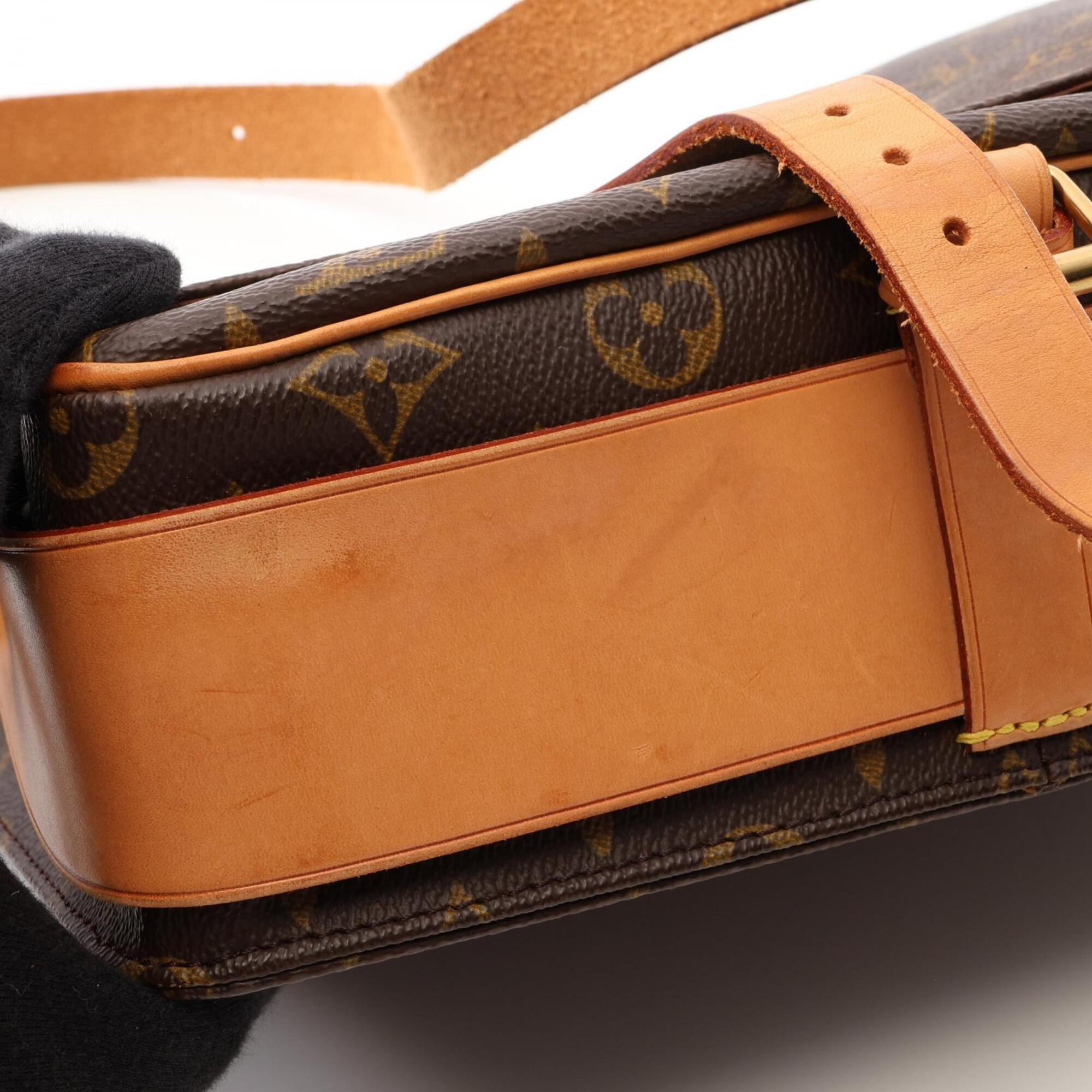 Louis Vuitton Brown Coated Canvas Pvc Monogram Leather Handbag Shoulder Bag (Pre-Owned)
