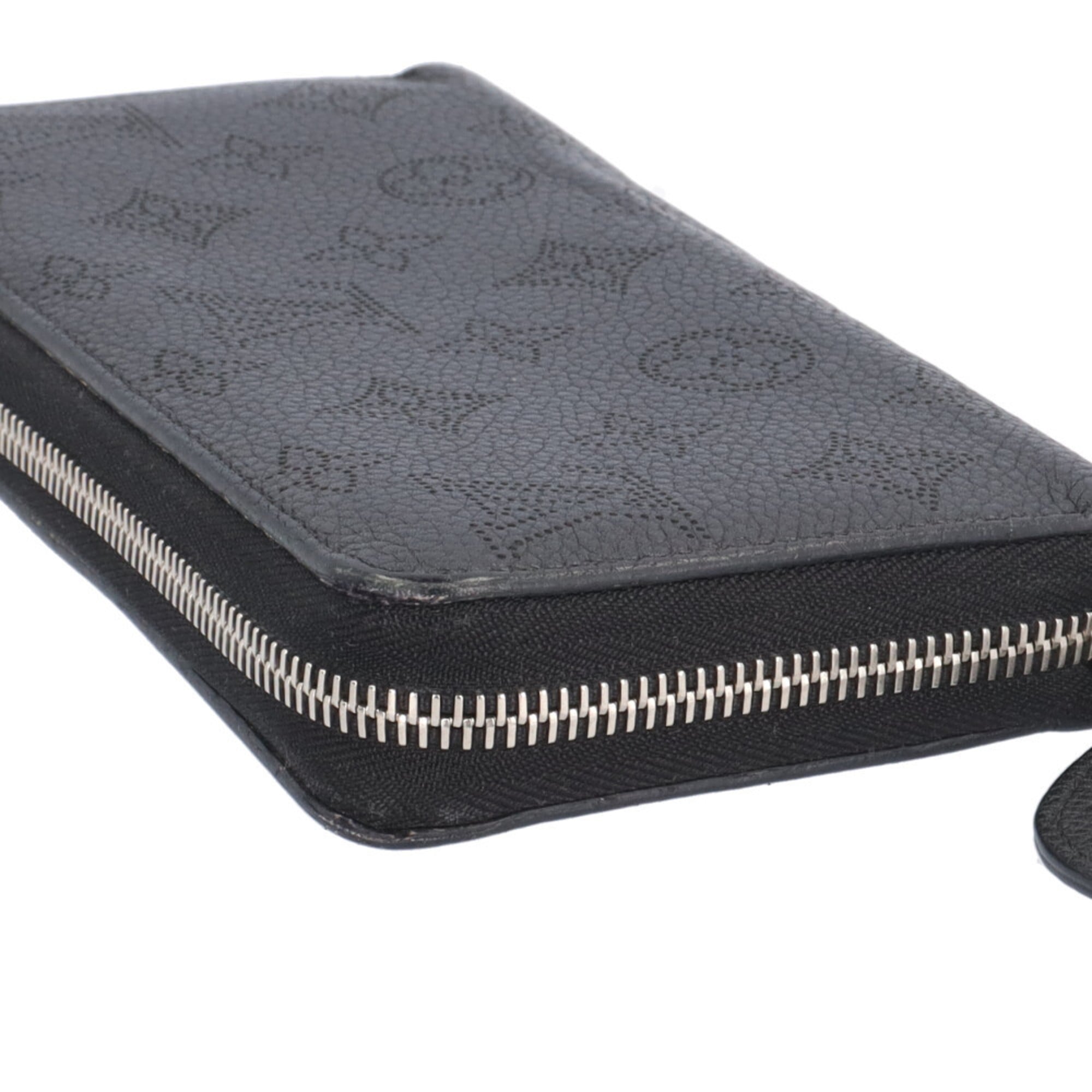 Louis Vuitton Black Mahina Leather Long Wallet (Bi-Fold) (Pre-Owned)