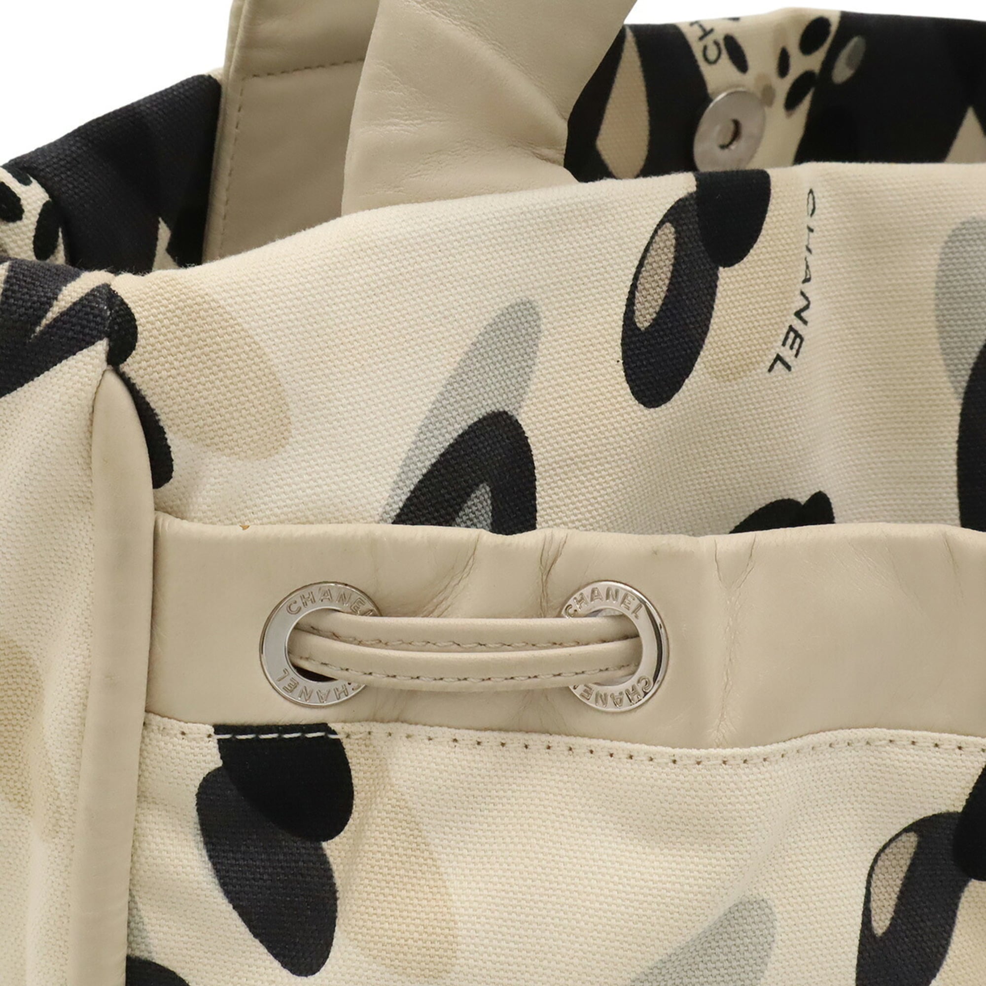 Chanel Black Gray Ivory Canvas Shoulder Bag Tote Bag (Pre-Owned)