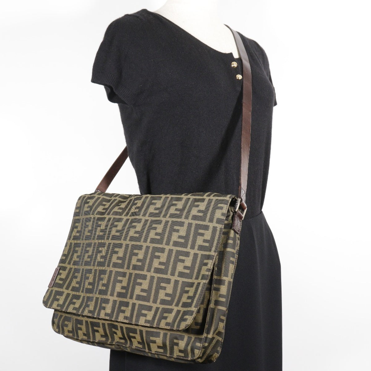 Fendi Brown Nylon Canvas Shoulder Bag (Pre-Owned)