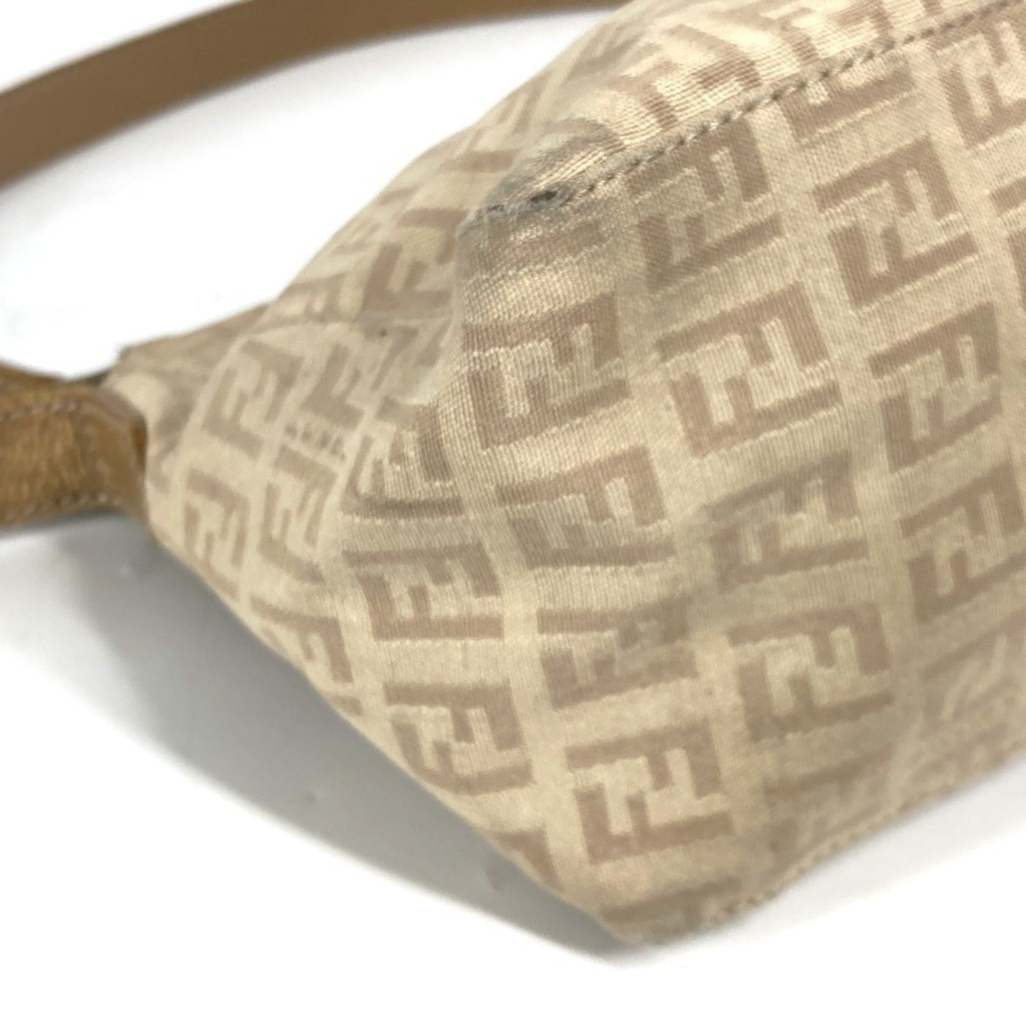 Fendi Beige Leather Canvas Shoulder Bag (Pre-Owned)