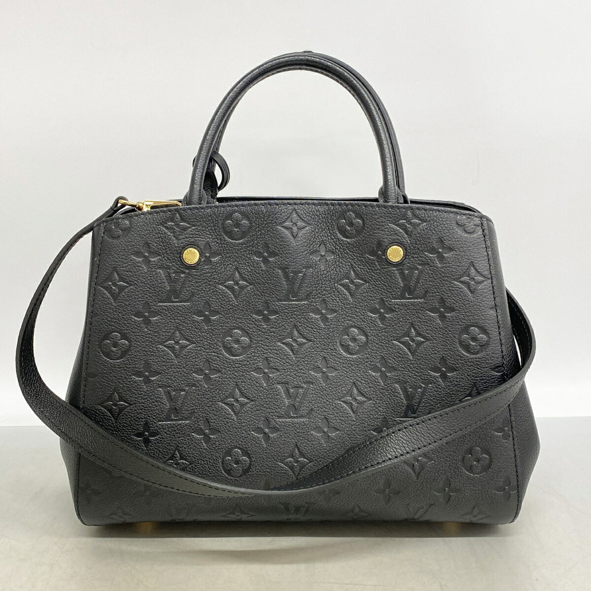 Louis Vuitton Noir Handbag (Pre-Owned)