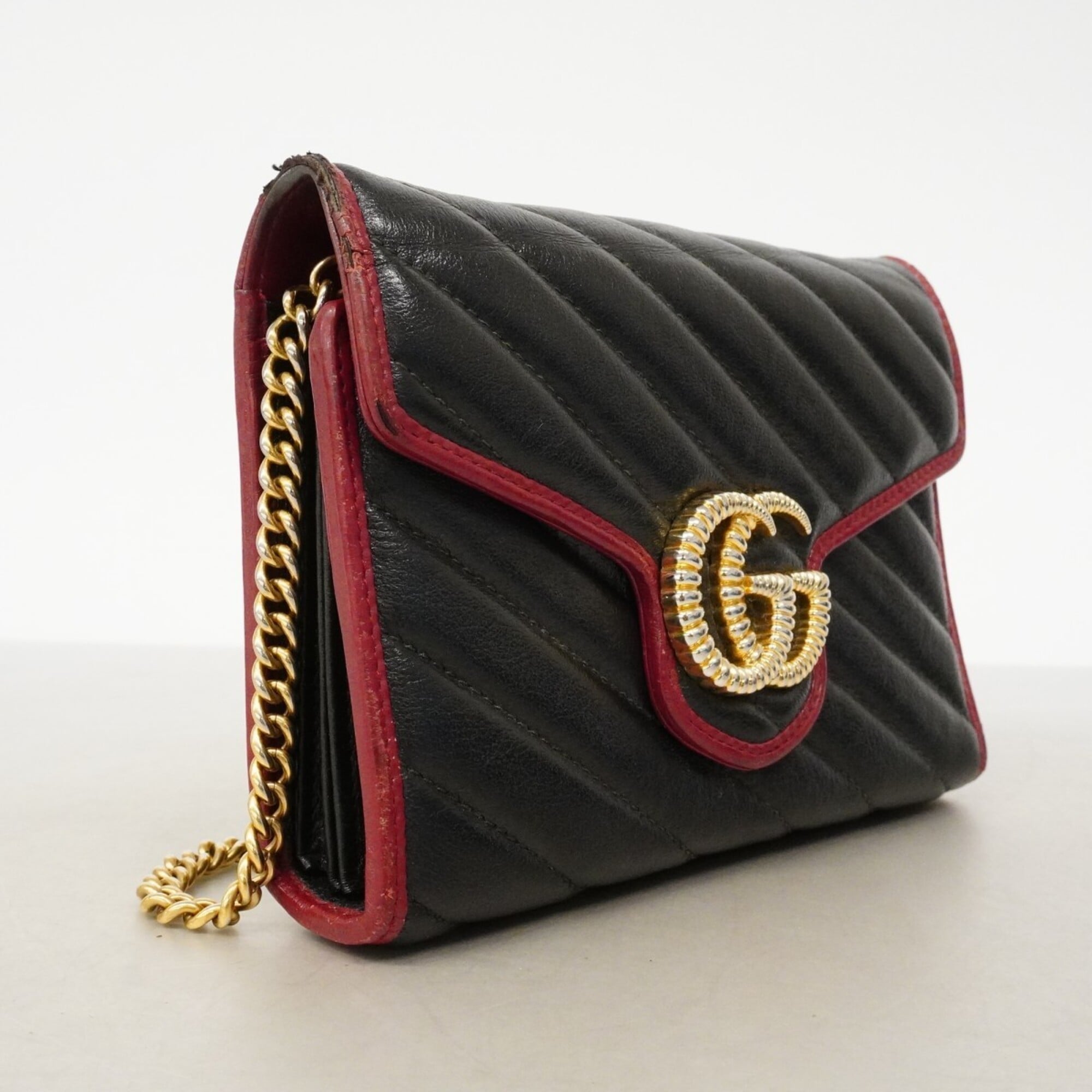 Gucci Black Leather Chain/Shoulder Wallet (Pre-Owned)