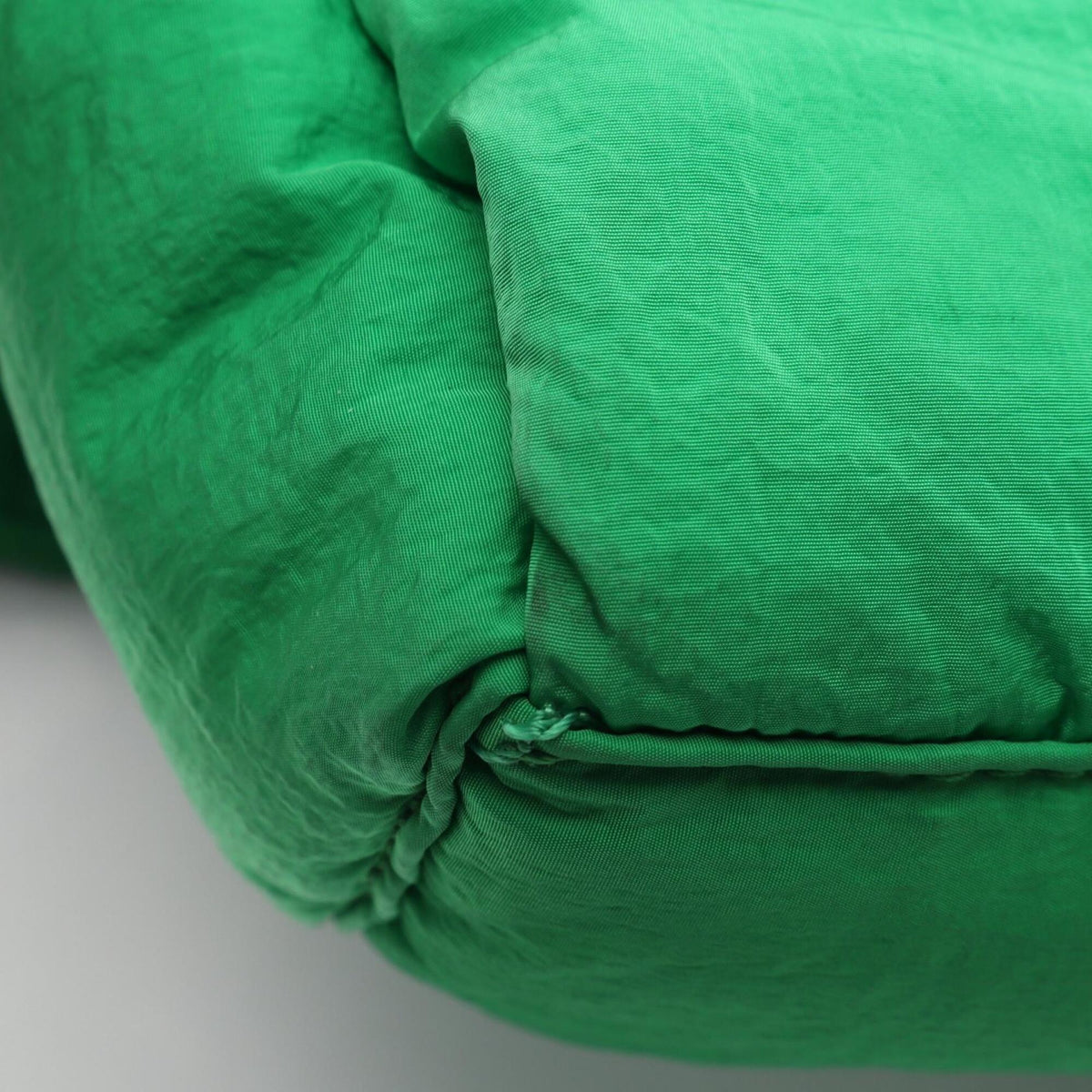 Bottega Veneta Green Nylon Handbag Pouch Shoulder Bag (Pre-Owned)